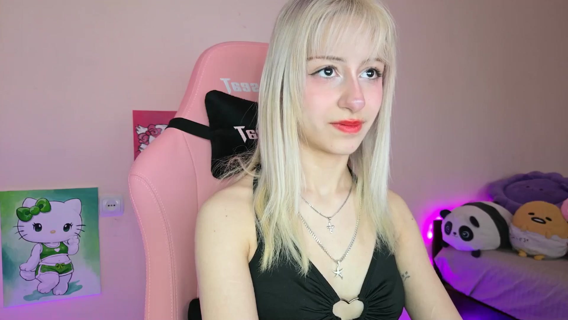 Gallery image thumbnail from PureBlush_xo's myfreecams stream on, 05/10/2026, 05:10 image 4 of 20