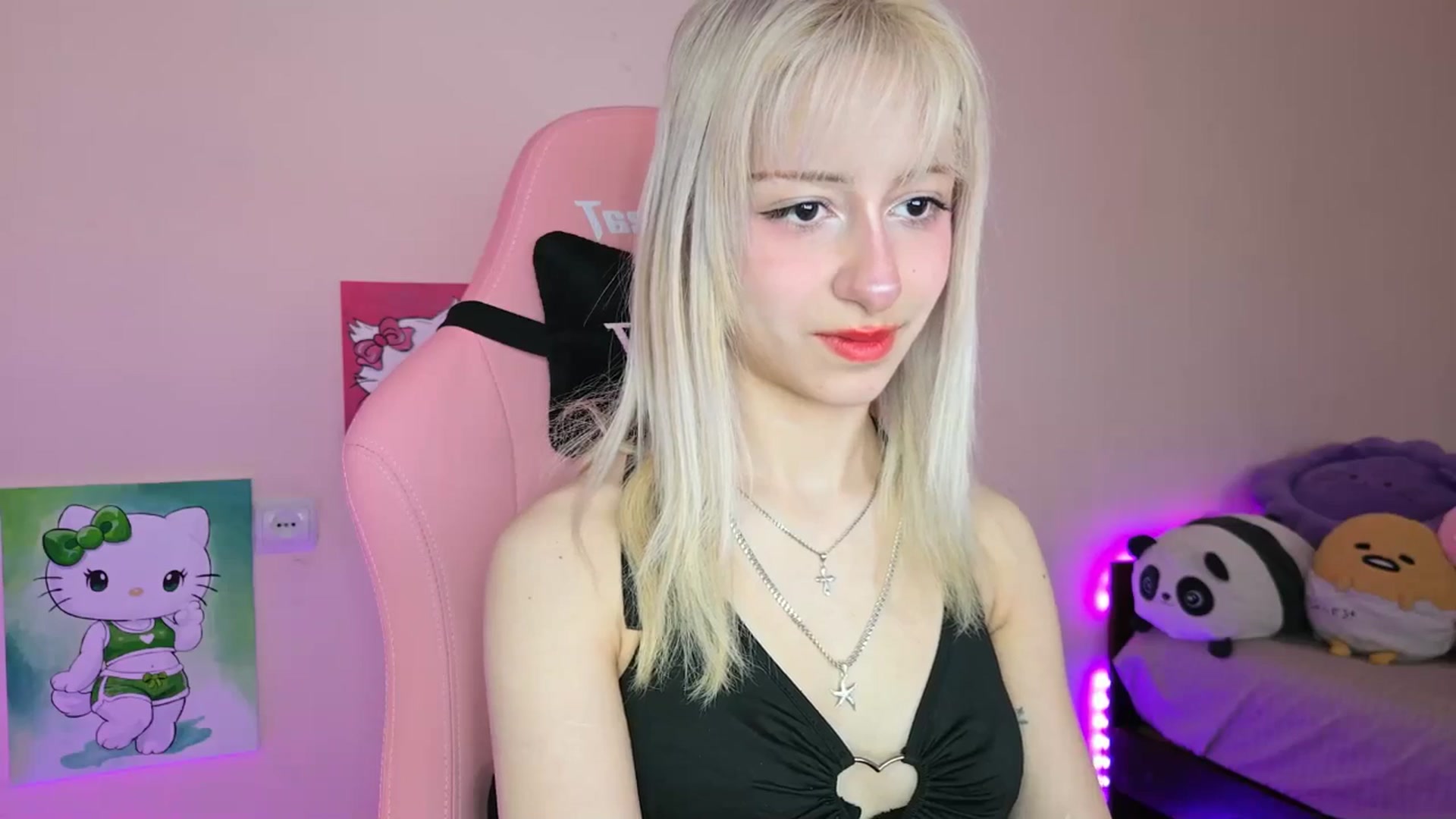 Gallery image thumbnail from PureBlush_xo's myfreecams stream on, 05/10/2026, 05:10 image 7 of 20