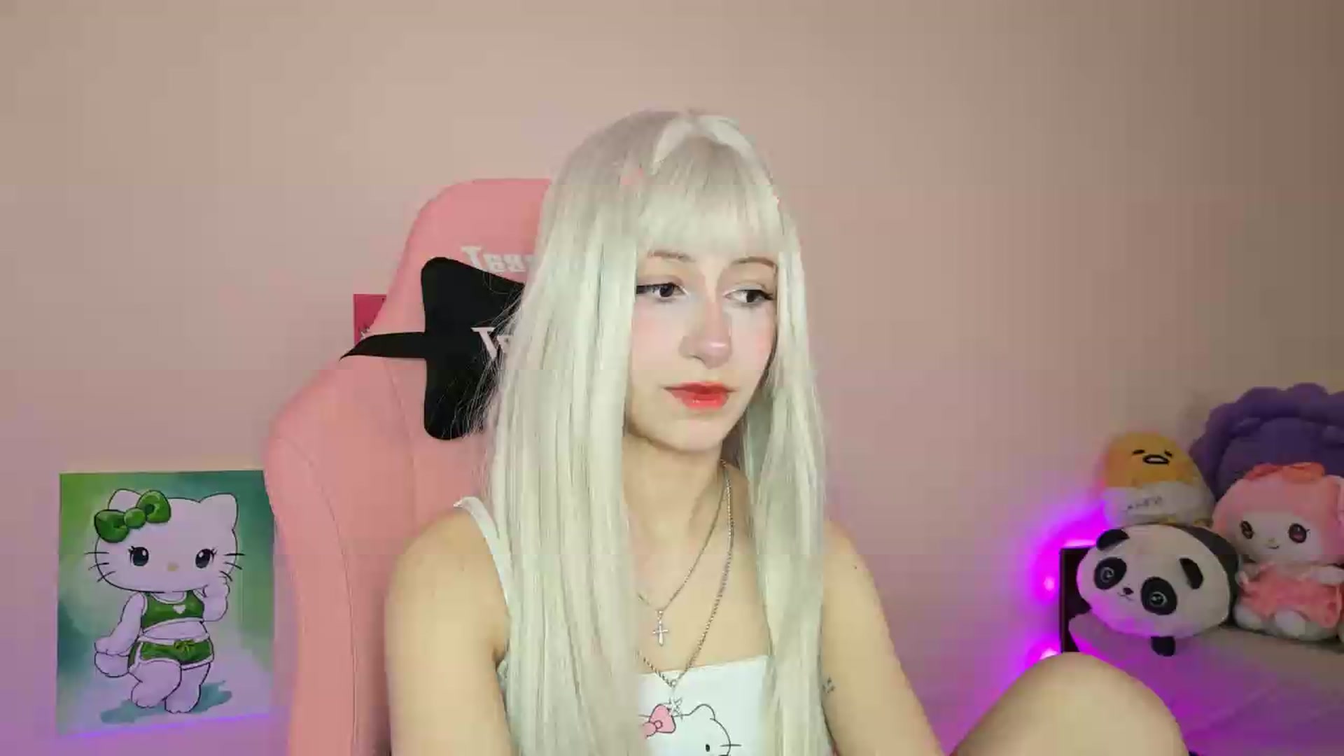 Gallery image thumbnail from PureBlush_xo's myfreecams stream on, 05/14/2026, 07:34 image 18 of 20