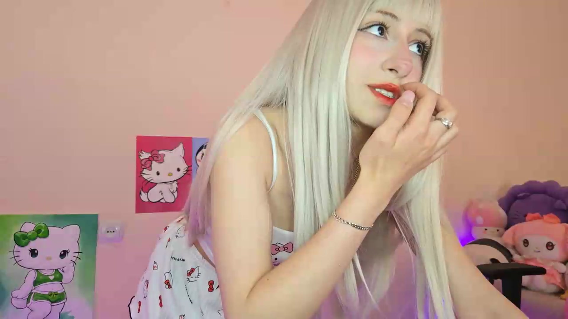 Gallery image thumbnail from PureBlush_xo's myfreecams stream on, 05/15/2026, 06:34 image 20 of 20