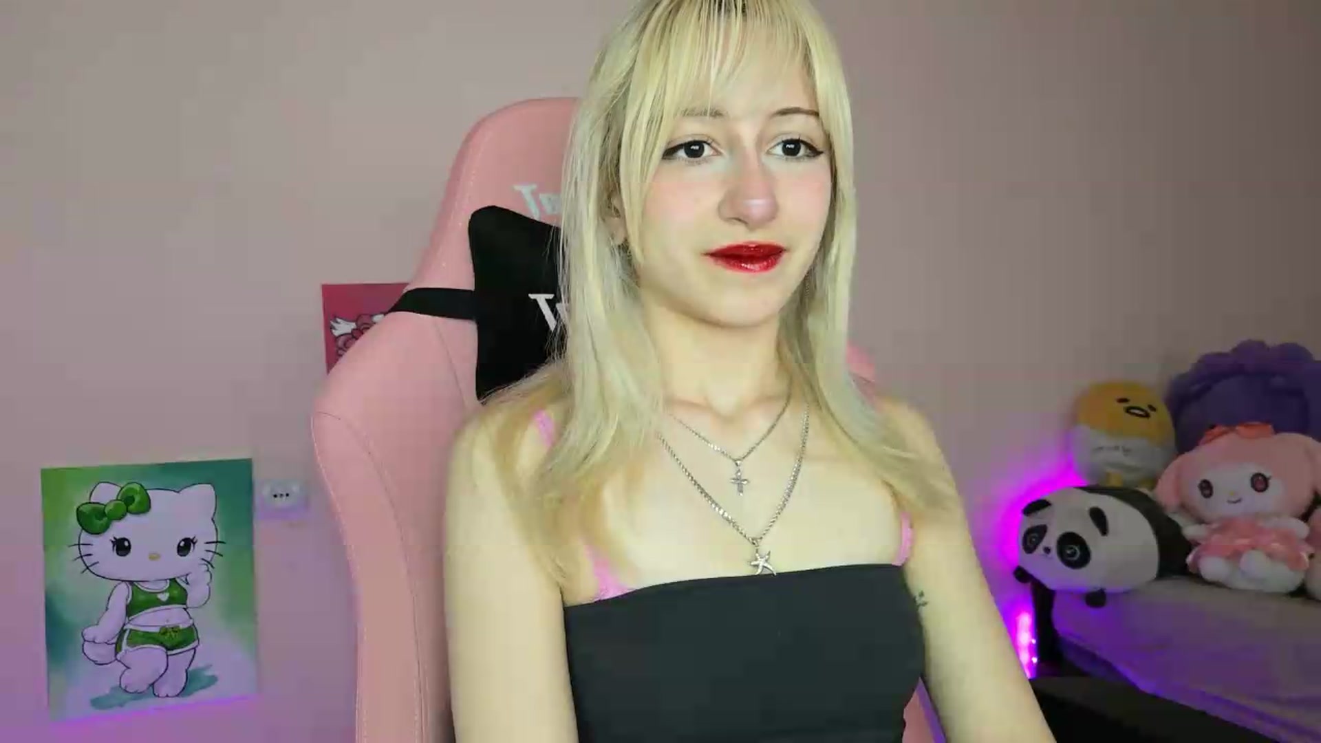 Gallery image thumbnail from PureBlush_xo's myfreecams stream on, 05/28/2026, 05:43 image 15 of 20