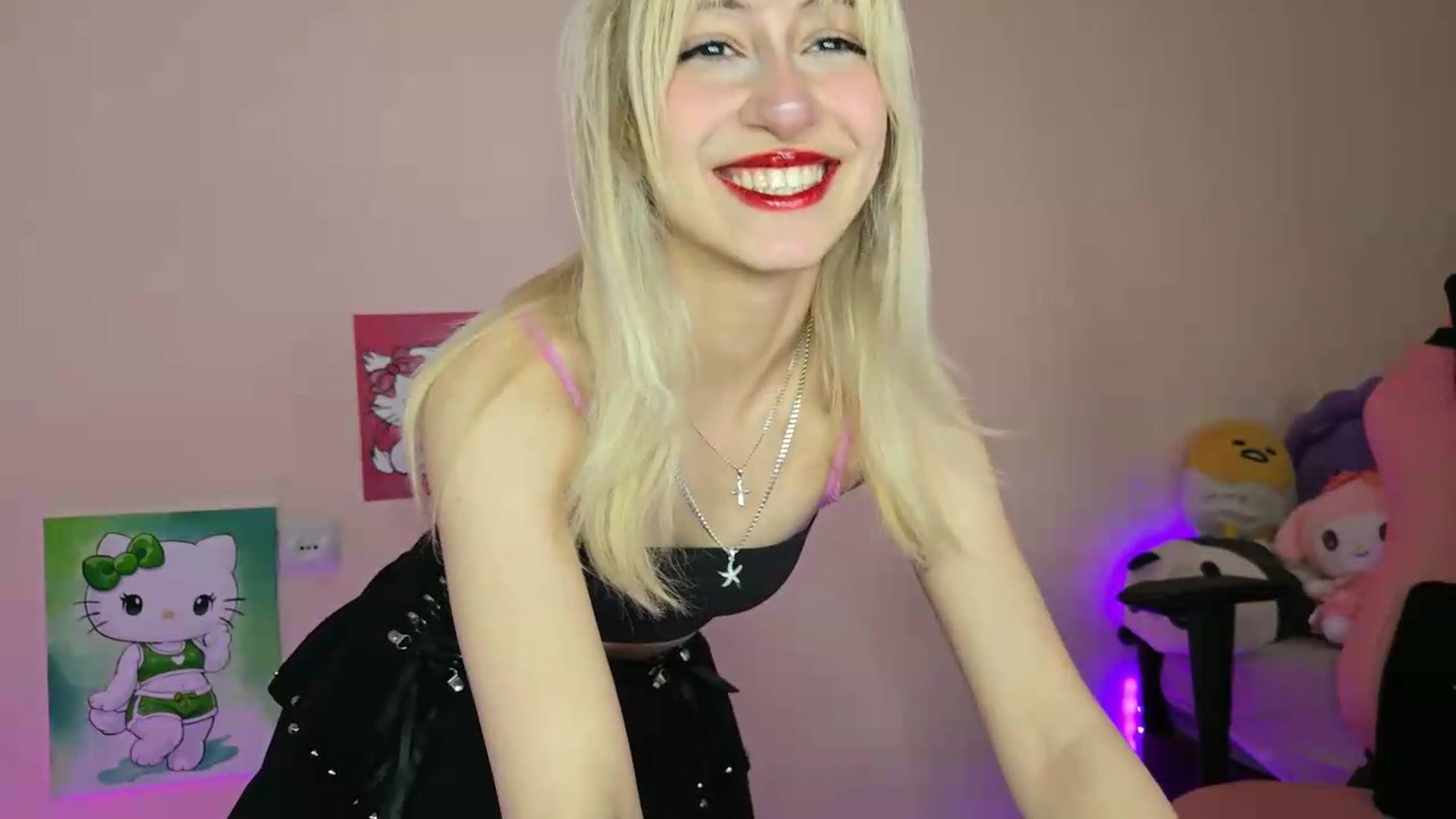 Gallery image thumbnail from PureBlush_xo's myfreecams stream on, 05/28/2026, 05:43 image 5 of 20