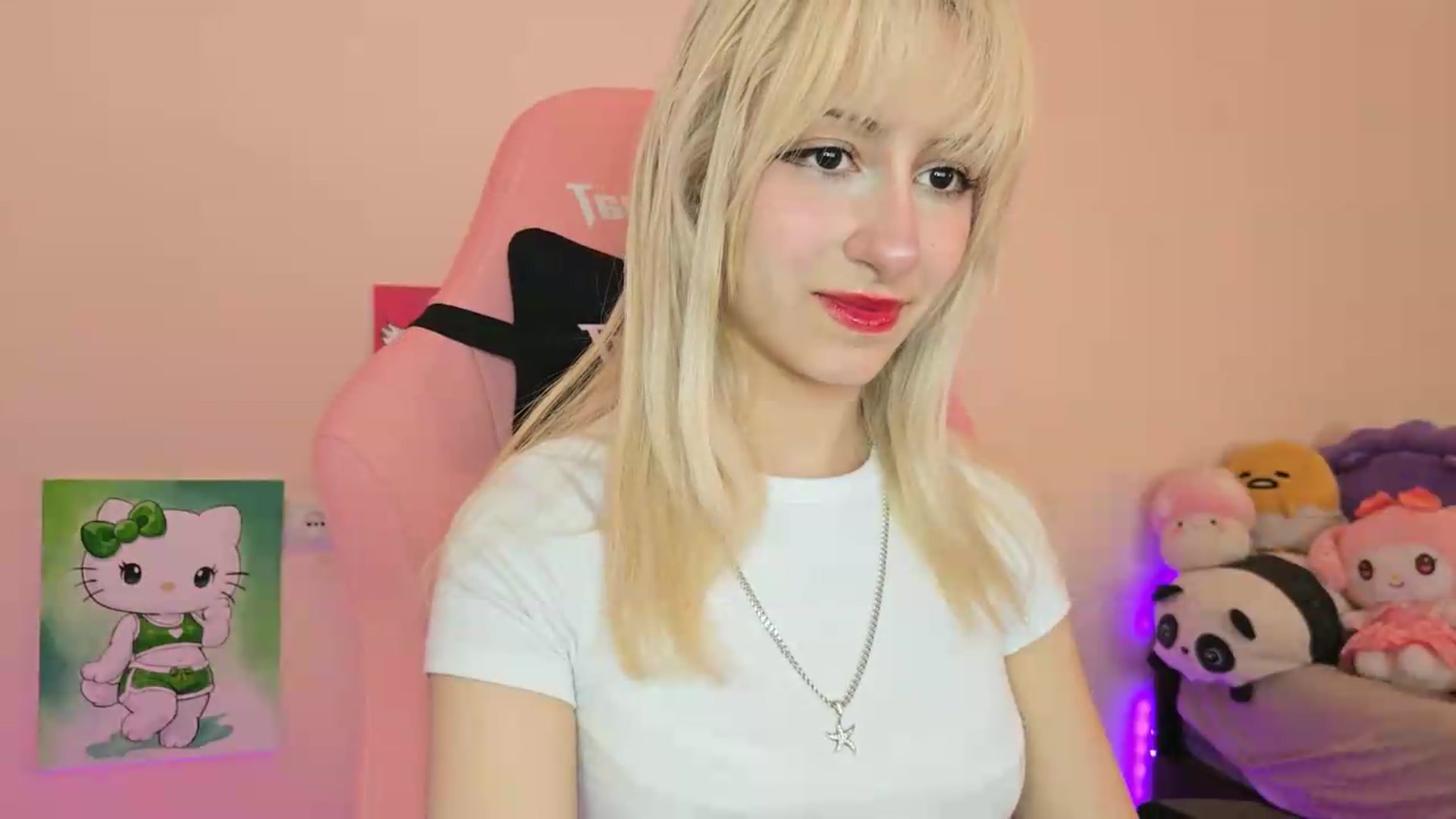 Gallery image thumbnail from PureBlush_xo's myfreecams stream on, 05/29/2026, 09:06 image 6 of 20