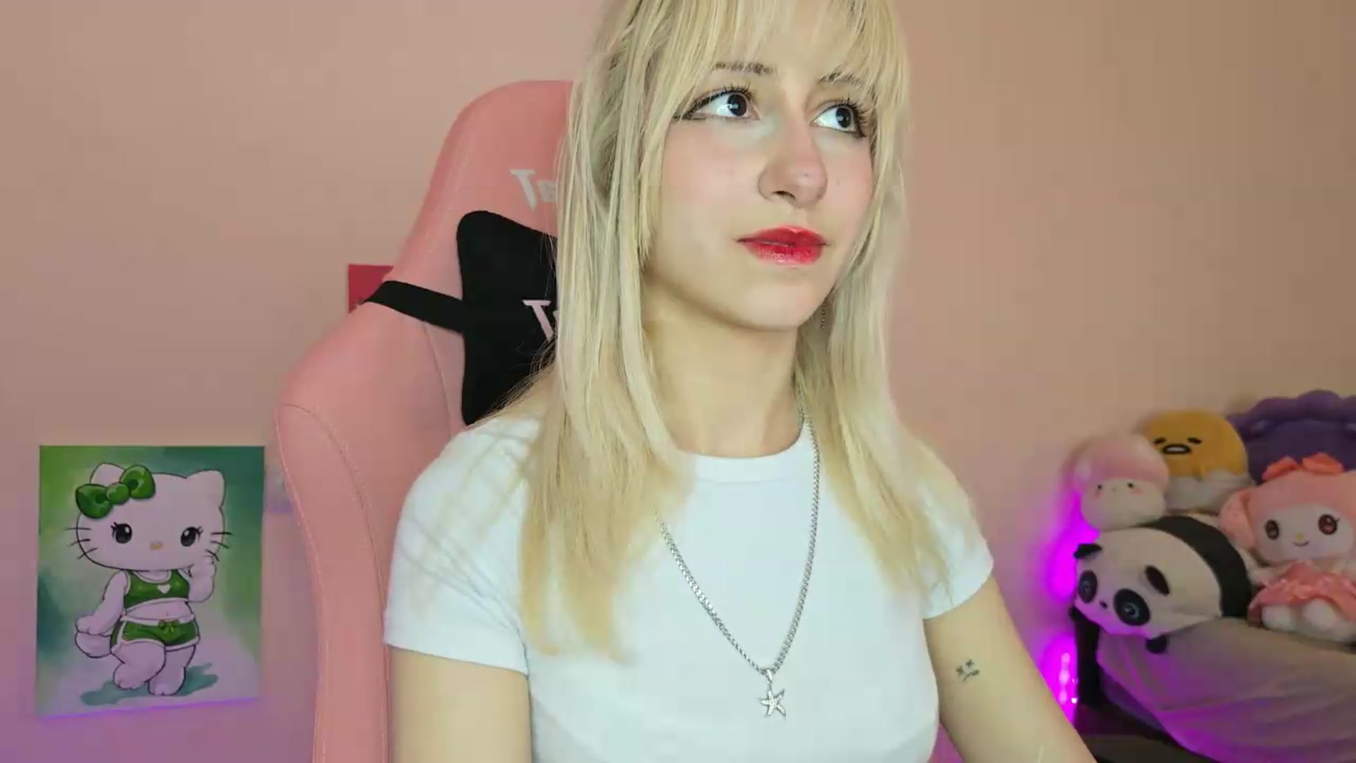 Gallery image thumbnail from PureBlush_xo's myfreecams stream on, 05/29/2026, 09:06 image 10 of 20