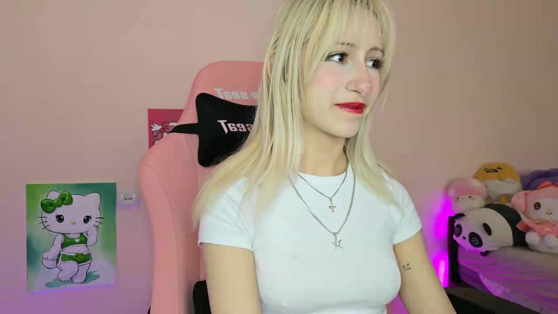 Gallery image thumbnail from PureBlush_xo's myfreecams stream on, 05/30/2026, 09:34 image 8 of 20