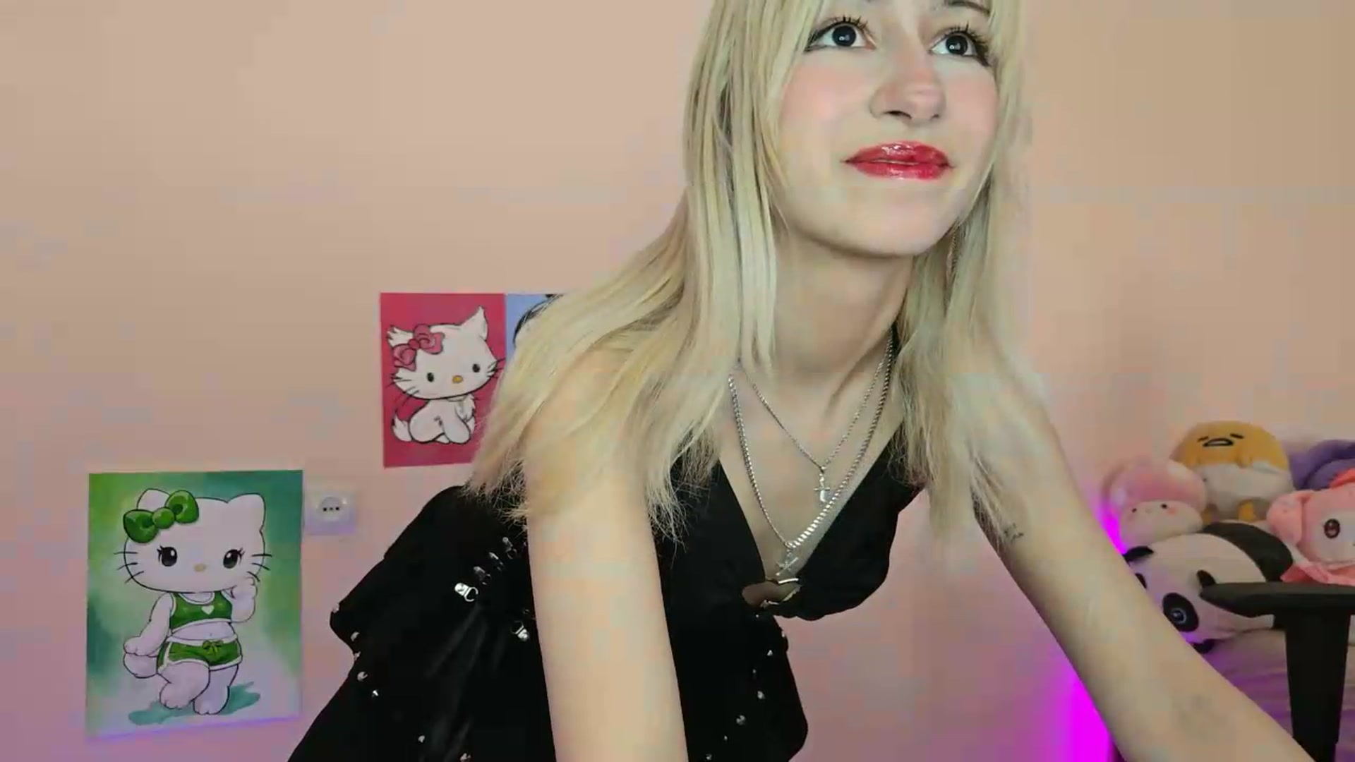 Gallery image thumbnail from PureBlush_xo's myfreecams stream on, 05/30/2026, 10:49 image 6 of 20
