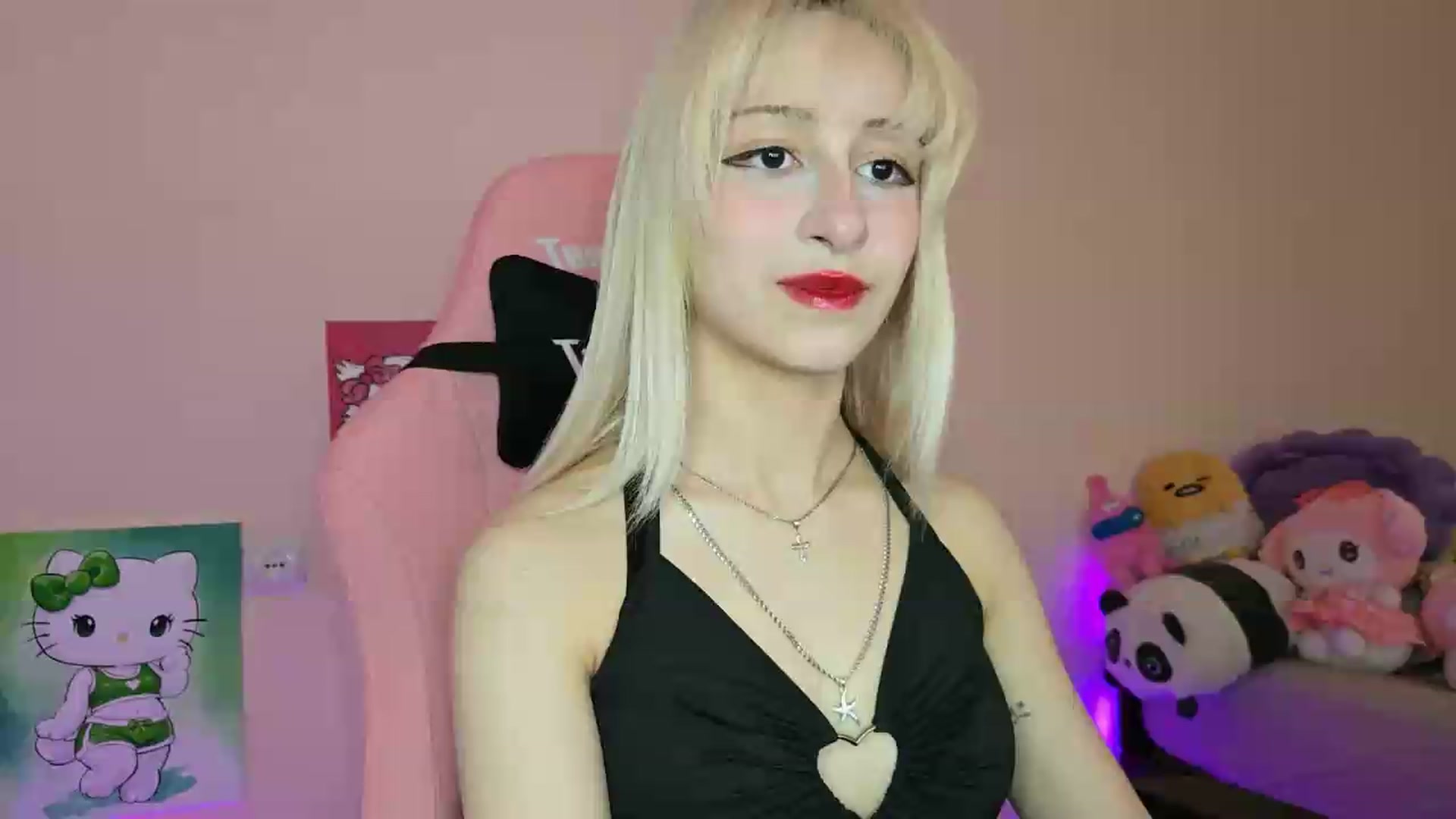 Gallery image thumbnail from PureBlush_xo's myfreecams stream on, 06/02/2026, 06:58 image 15 of 20