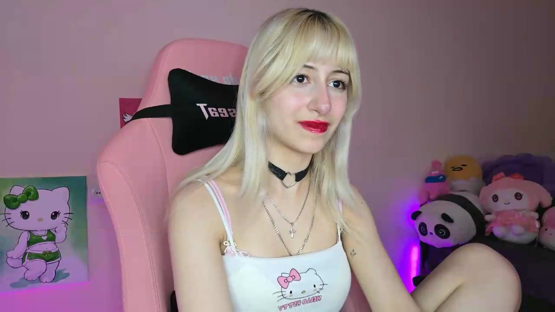 Gallery image thumbnail from PureBlush_xo's myfreecams stream on, 06/08/2026, 04:46 image 9 of 20