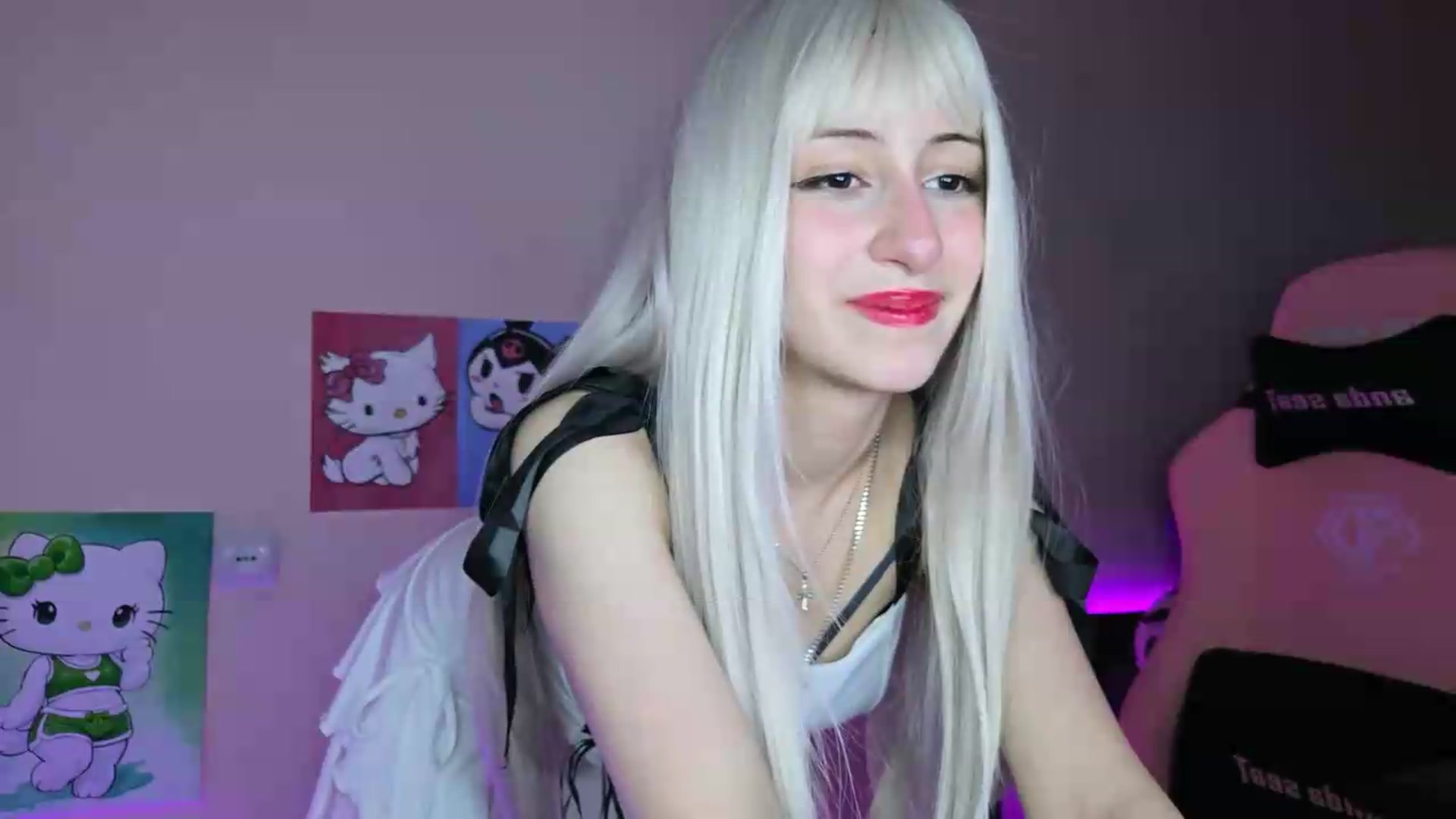 Gallery image thumbnail from PureBlush_xo's myfreecams stream on, 06/11/2026, 23:25 image 11 of 20