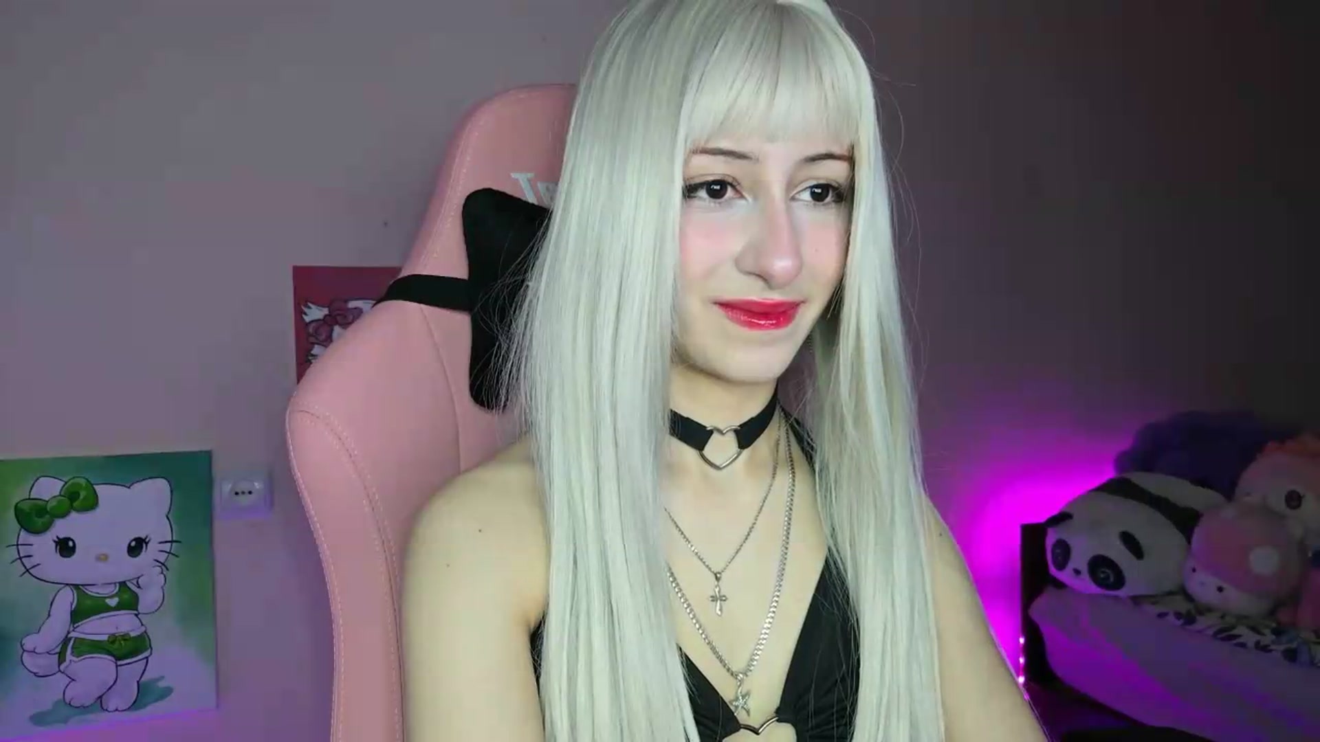 Gallery image thumbnail from PureBlush_xo's myfreecams stream on, 06/14/2026, 24:39 image 9 of 20