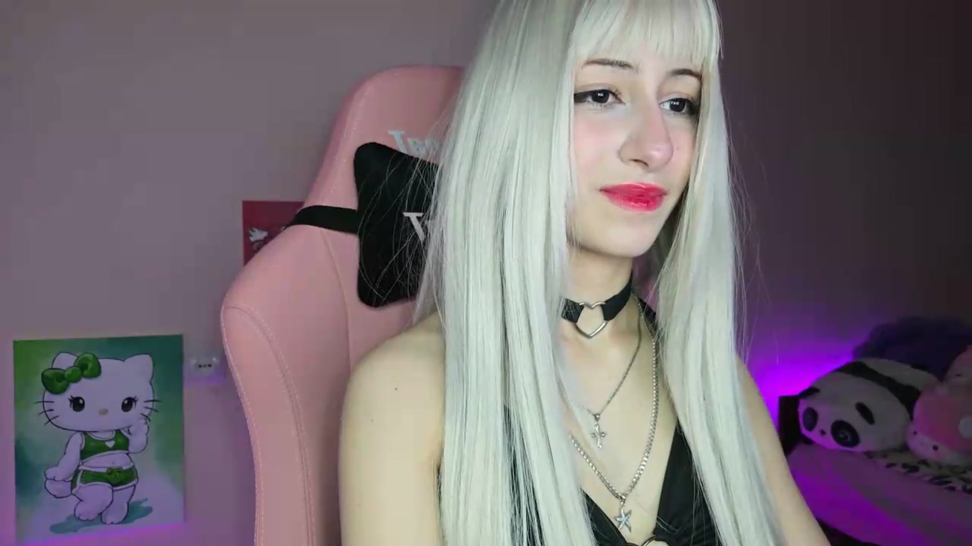Gallery image thumbnail from PureBlush_xo's myfreecams stream on, 06/14/2026, 01:40 image 11 of 20