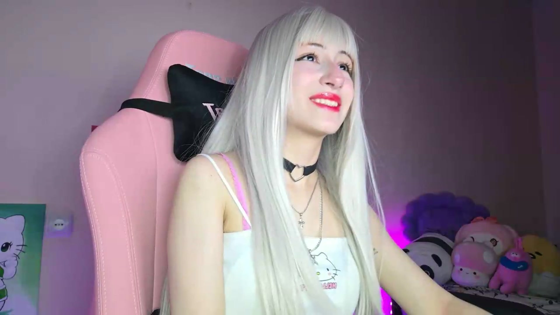 Gallery image thumbnail from PureBlush_xo's myfreecams stream on, 06/16/2026, 01:23 image 16 of 20