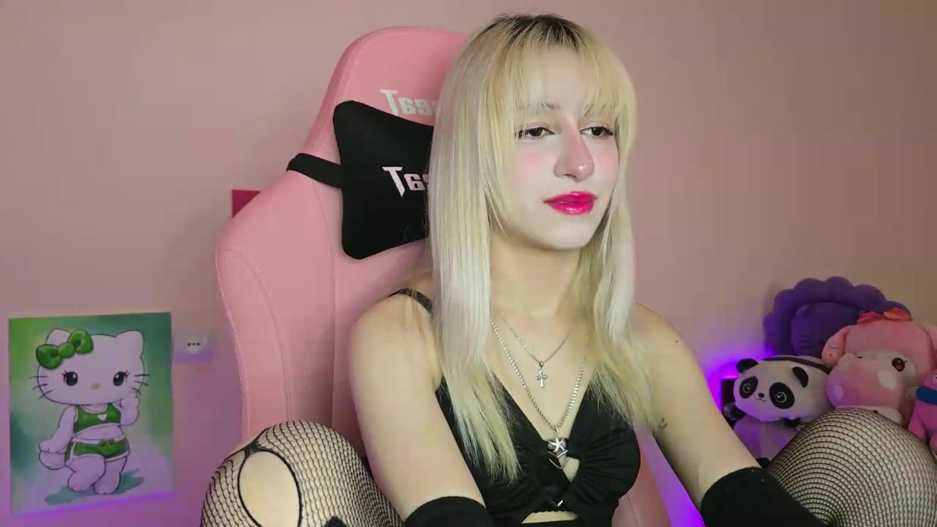 Gallery image thumbnail from PureBlush_xo's myfreecams stream on, 07/02/2026, 09:34 image 10 of 20