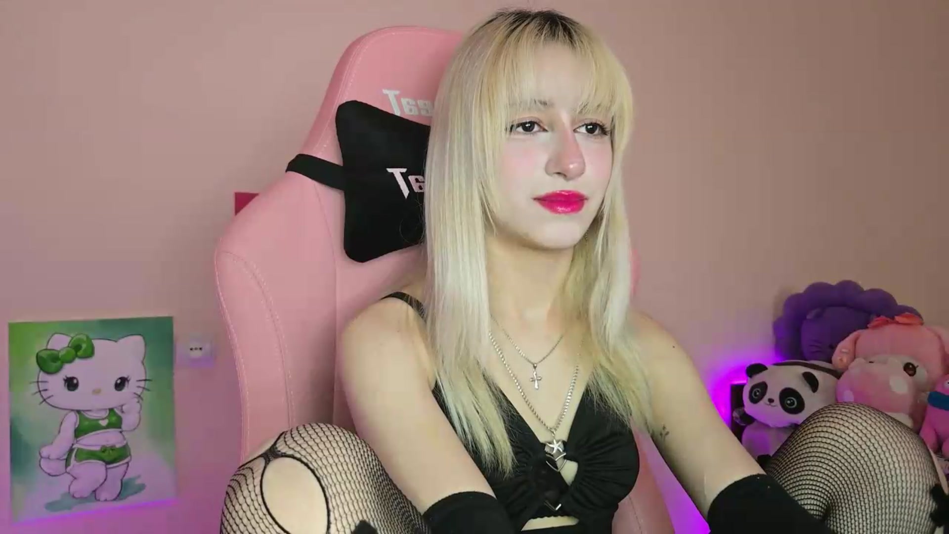 Gallery image thumbnail from PureBlush_xo's myfreecams stream on, 07/02/2026, 09:34 image 9 of 20