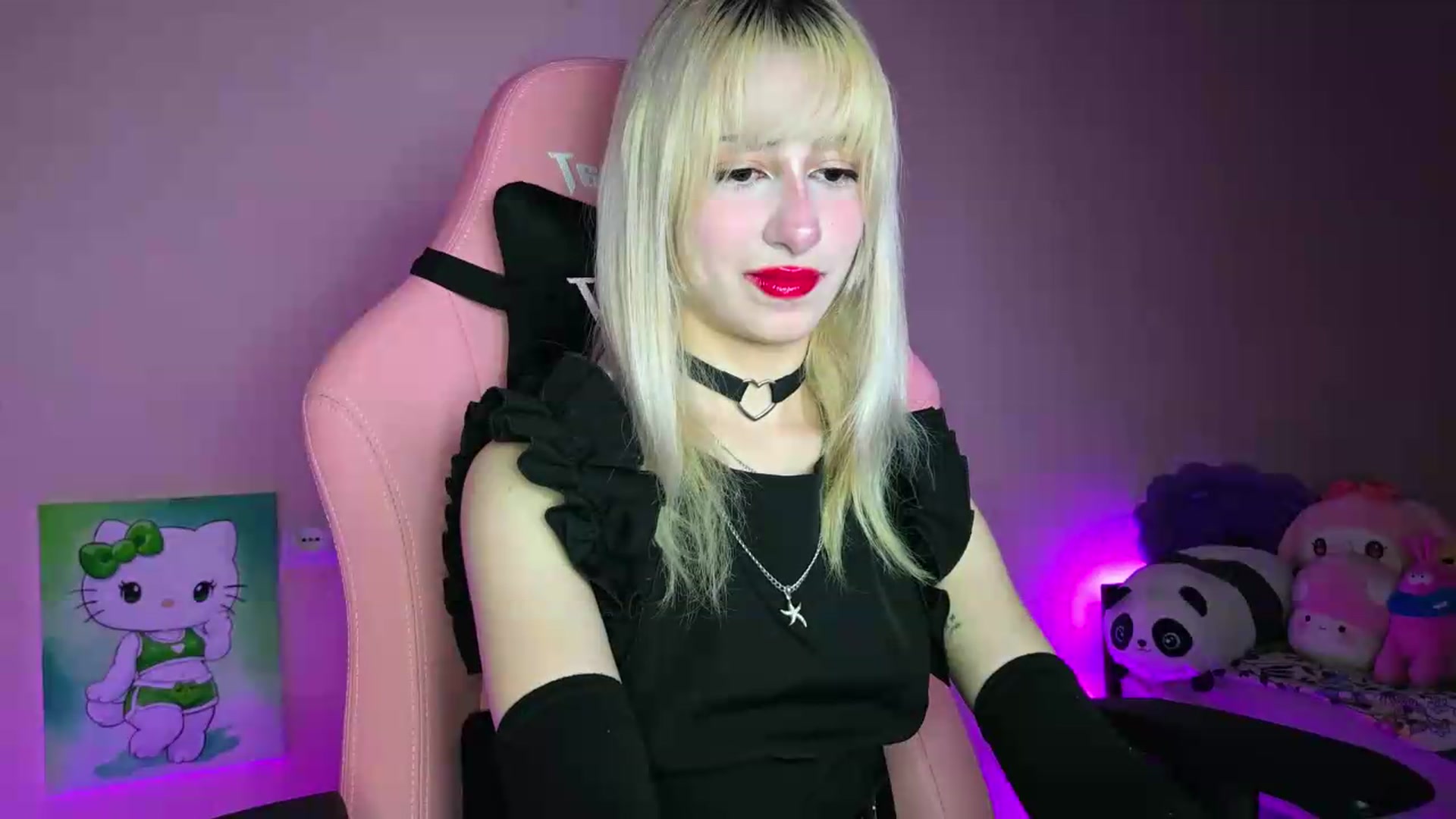 Gallery image thumbnail from PureBlush_xo's myfreecams stream on, 07/08/2026, 24:53 image 11 of 20