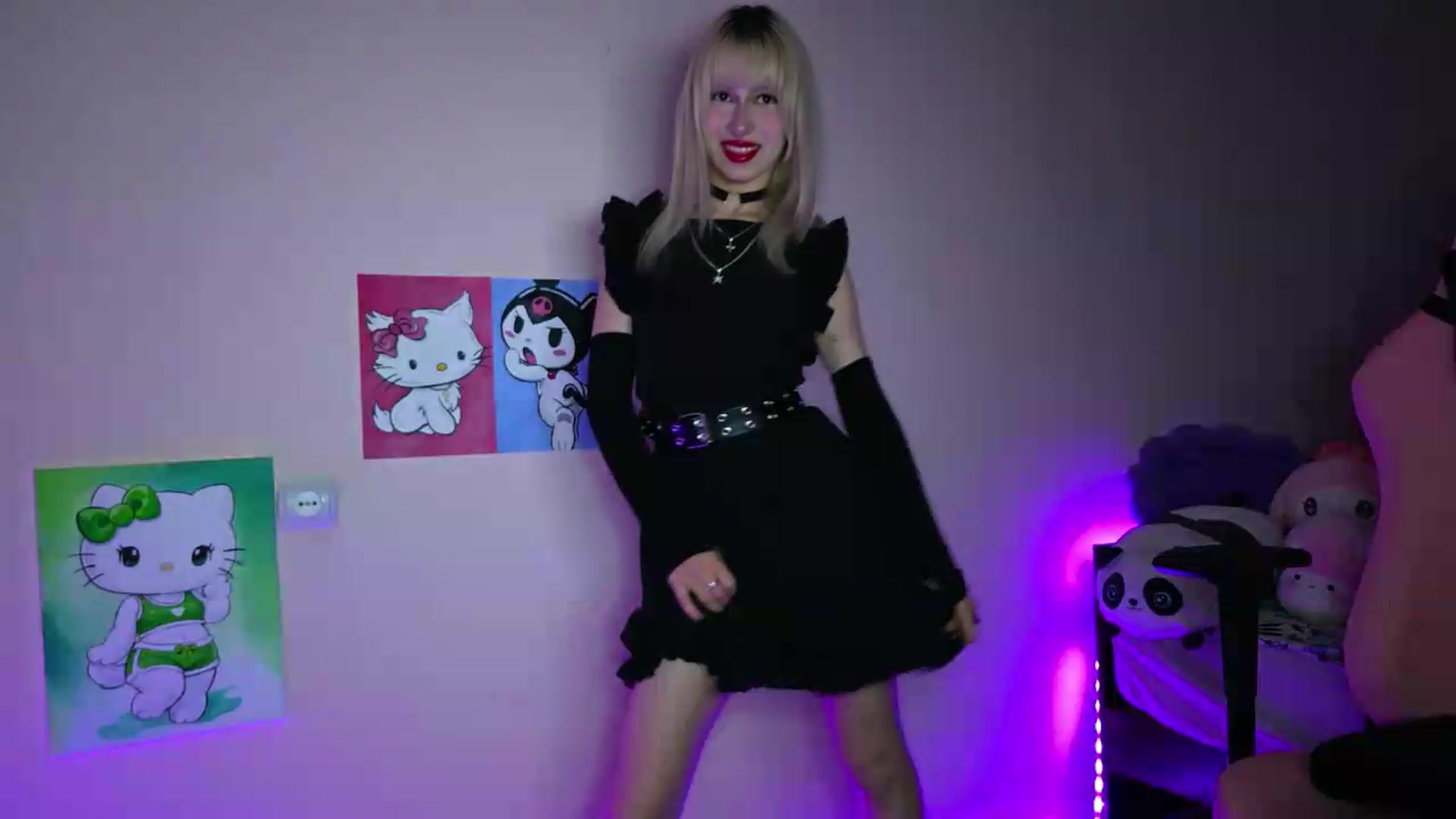 Gallery image thumbnail from PureBlush_xo's myfreecams stream on, 07/08/2026, 24:53 image 4 of 20