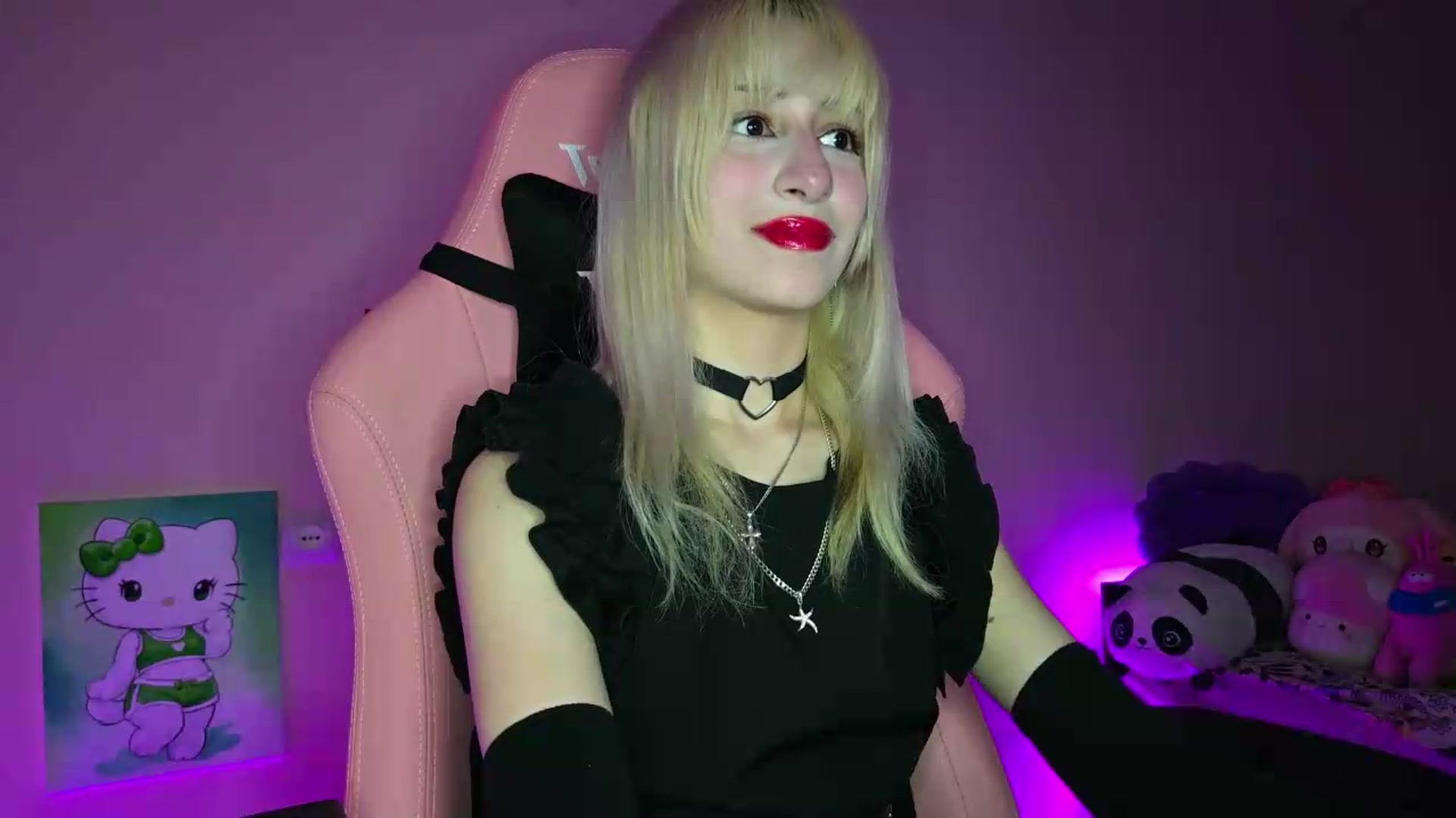 Gallery image thumbnail from PureBlush_xo's myfreecams stream on, 07/08/2026, 24:53 image 18 of 20