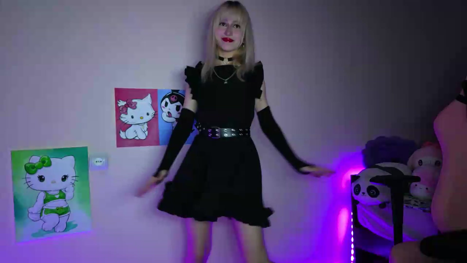 Gallery image thumbnail from PureBlush_xo's myfreecams stream on, 07/08/2026, 24:53 image 5 of 20
