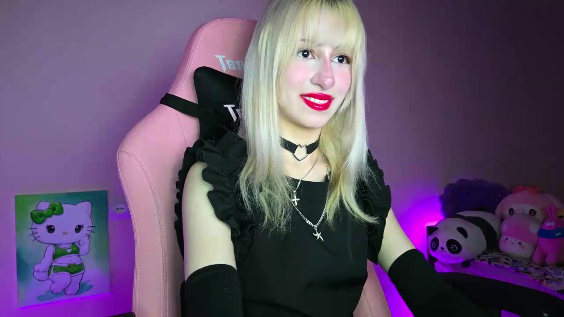 Gallery image thumbnail from PureBlush_xo's myfreecams stream on, 07/08/2026, 24:53 image 15 of 20