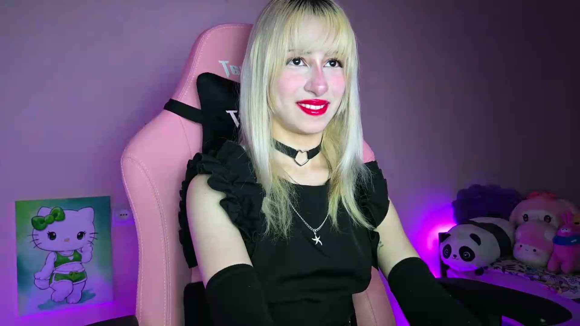 Gallery image thumbnail from PureBlush_xo's myfreecams stream on, 07/08/2026, 24:53 image 10 of 20