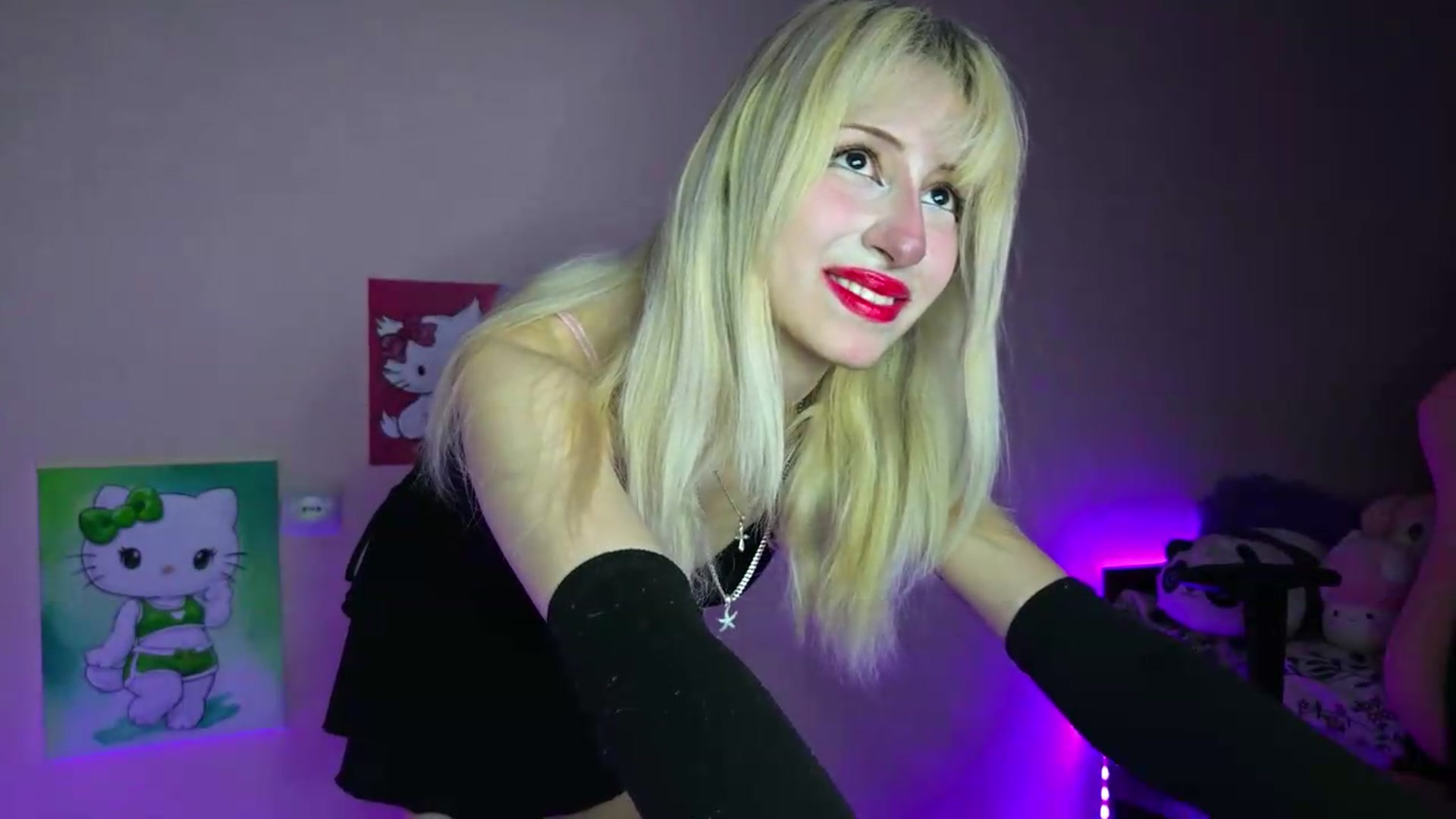 Gallery image thumbnail from PureBlush_xo's myfreecams stream on, 07/10/2026, 01:04 image 7 of 20