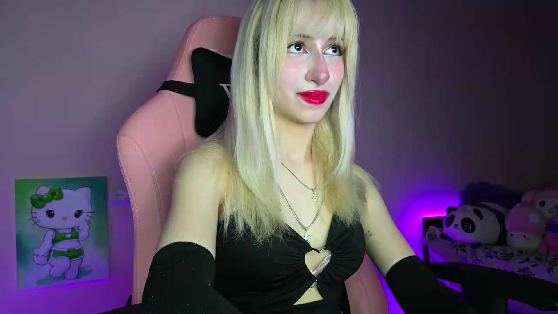 Gallery image thumbnail from PureBlush_xo's myfreecams stream on, 07/10/2026, 01:04 image 11 of 20