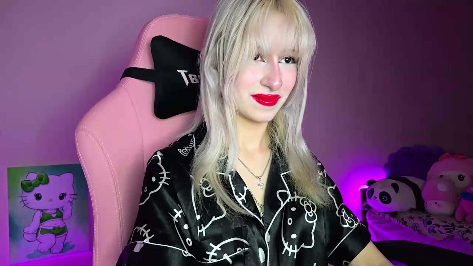 Gallery image thumbnail from PureBlush_xo's myfreecams stream on, 07/27/2026, 24:33 image 8 of 20