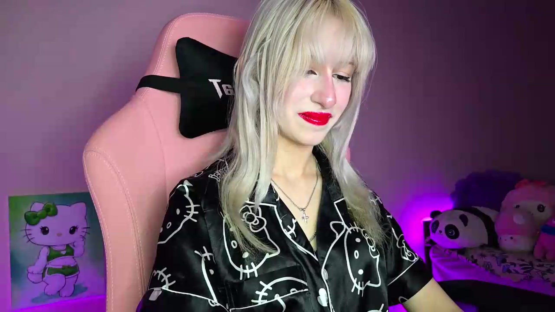 Gallery image thumbnail from PureBlush_xo's myfreecams stream on, 07/27/2026, 24:33 image 11 of 20