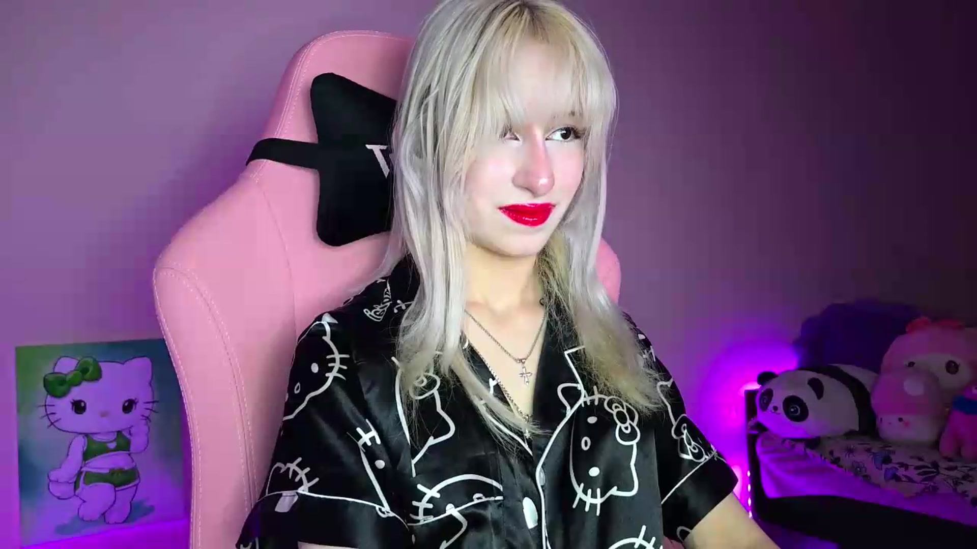 Gallery image thumbnail from PureBlush_xo's myfreecams stream on, 07/27/2026, 24:33 image 5 of 20