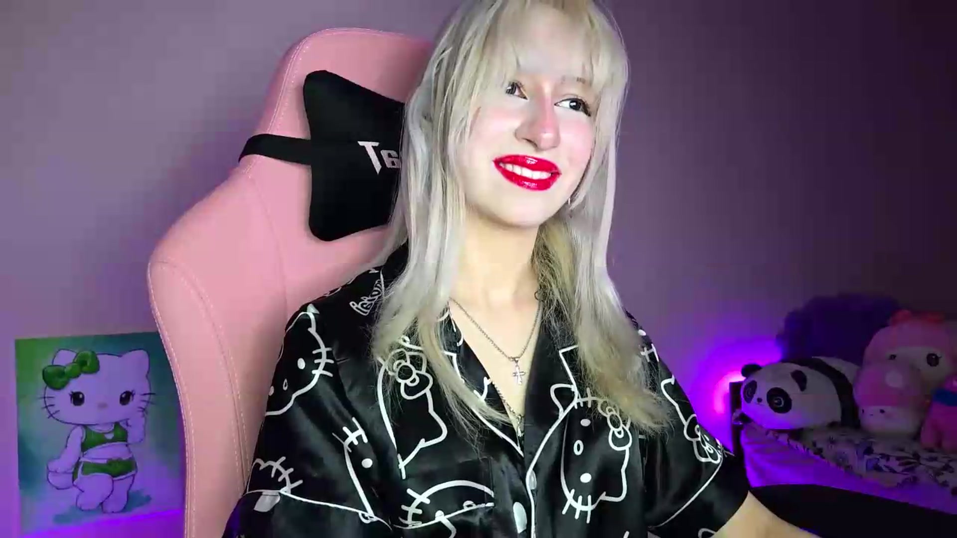 Gallery image thumbnail from PureBlush_xo's myfreecams stream on, 07/27/2026, 24:33 image 6 of 20