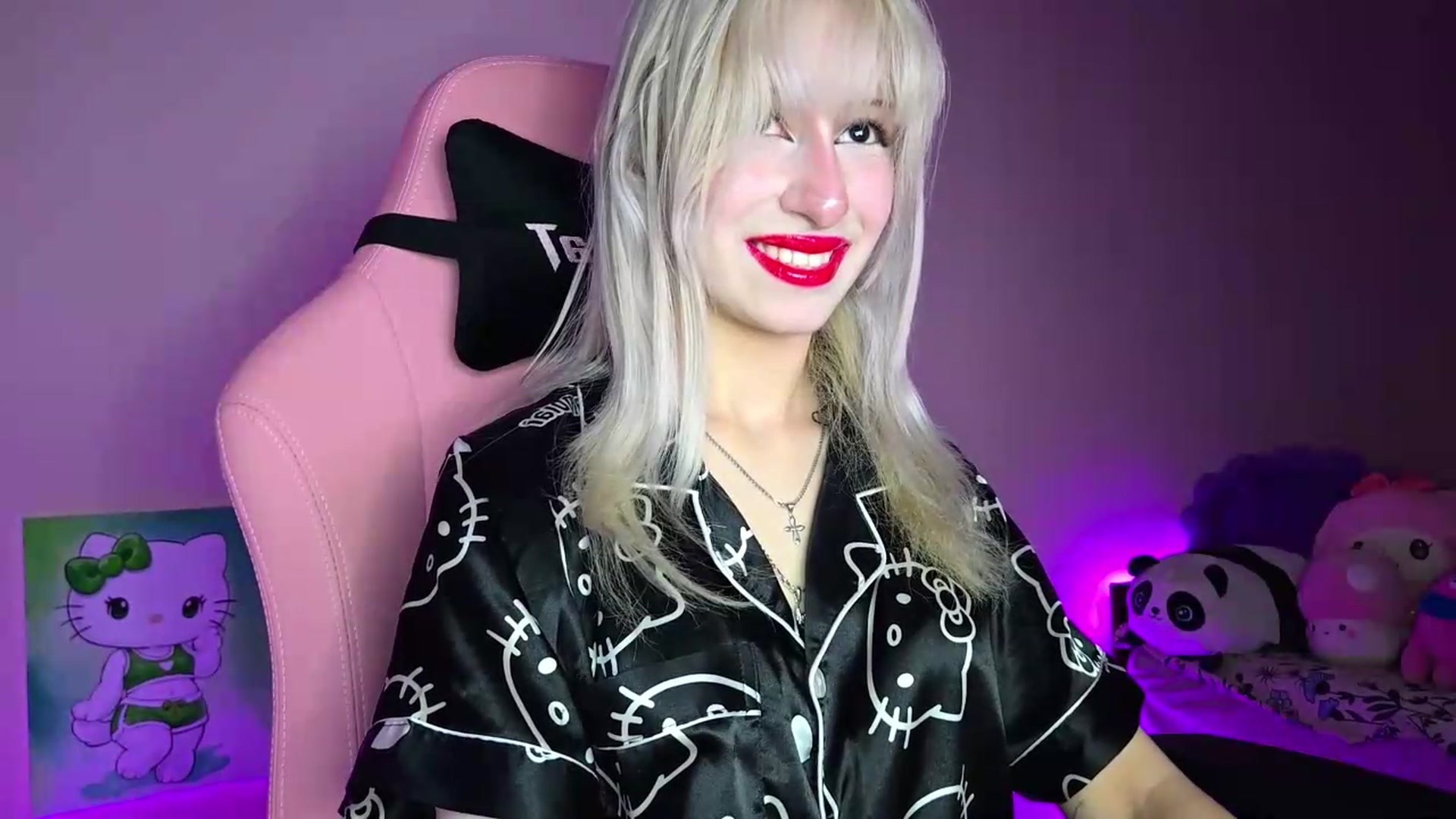 Gallery image thumbnail from PureBlush_xo's myfreecams stream on, 07/27/2026, 24:33 image 2 of 20