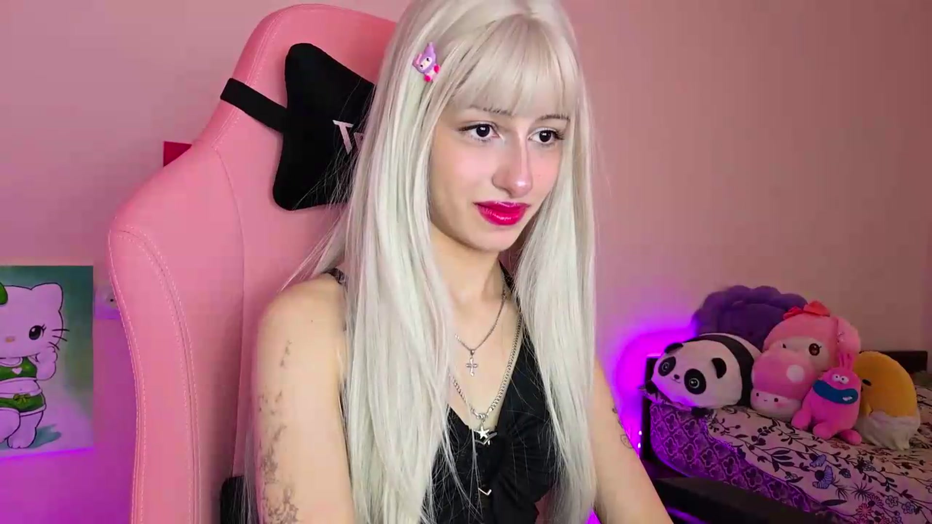 Gallery image thumbnail from PureBlush_xo's myfreecams stream on, 08/26/2026, 08:24 image 16 of 20