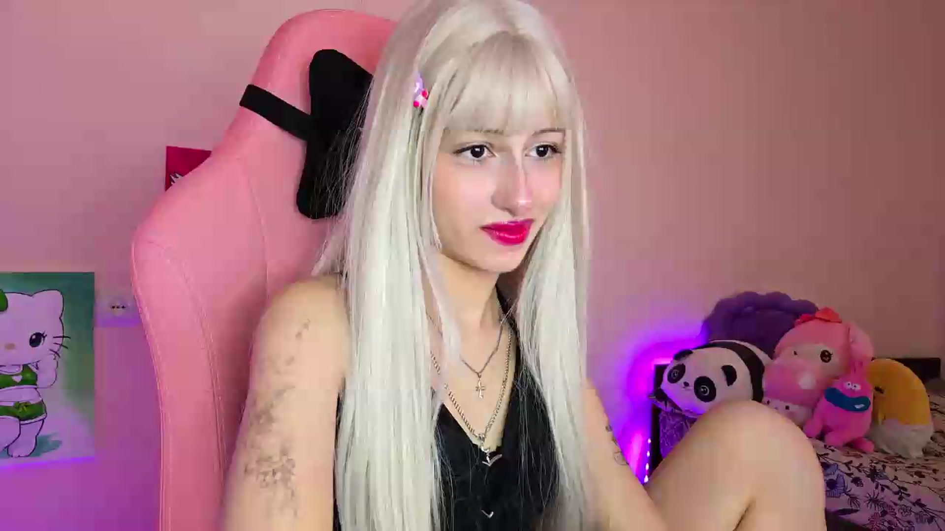 Gallery image thumbnail from PureBlush_xo's myfreecams stream on, 08/26/2026, 08:24 image 8 of 20