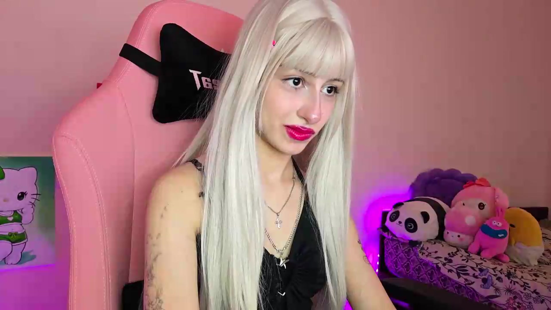 Gallery image thumbnail from PureBlush_xo's myfreecams stream on, 08/26/2026, 08:24 image 20 of 20