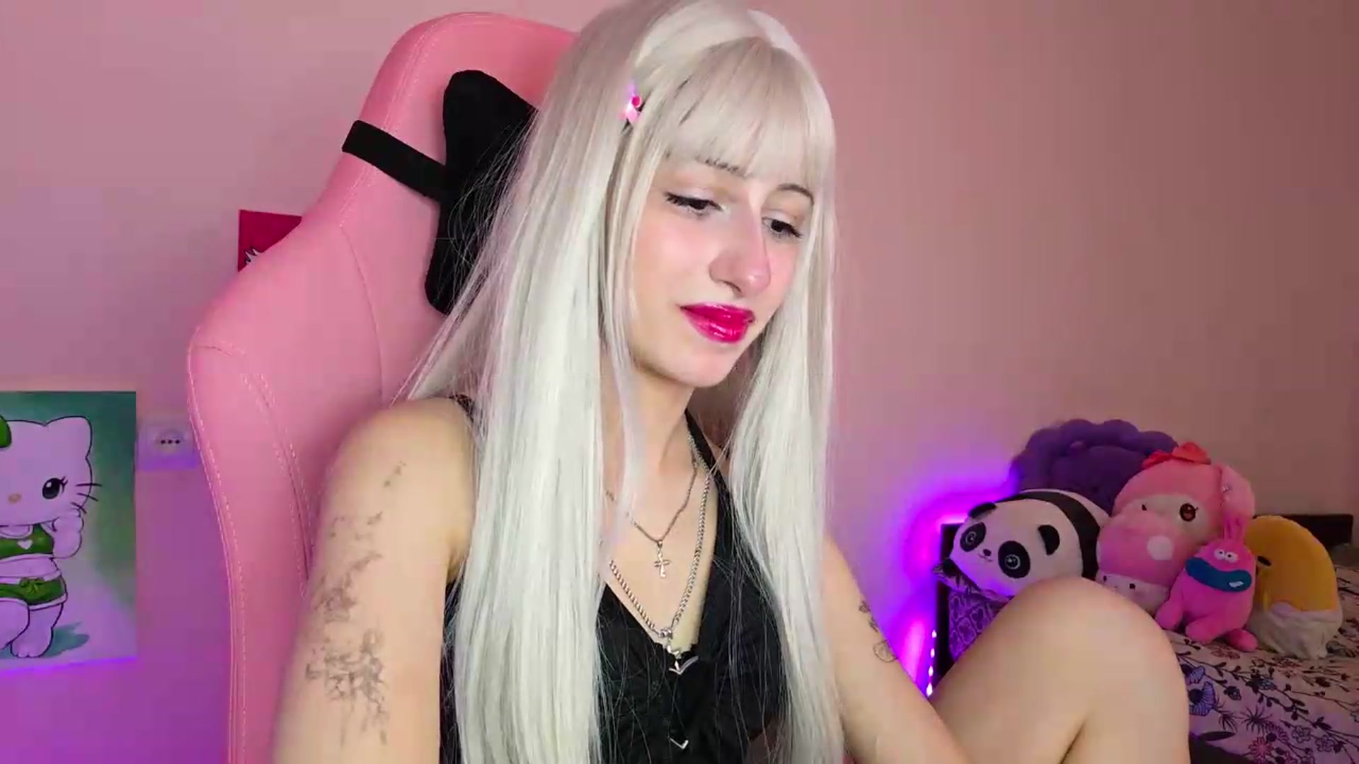 Gallery image thumbnail from PureBlush_xo's myfreecams stream on, 08/26/2026, 08:24 image 9 of 20