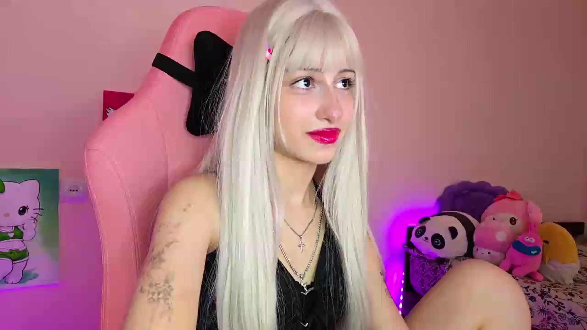 Gallery image thumbnail from PureBlush_xo's myfreecams stream on, 08/26/2026, 08:24 image 11 of 20