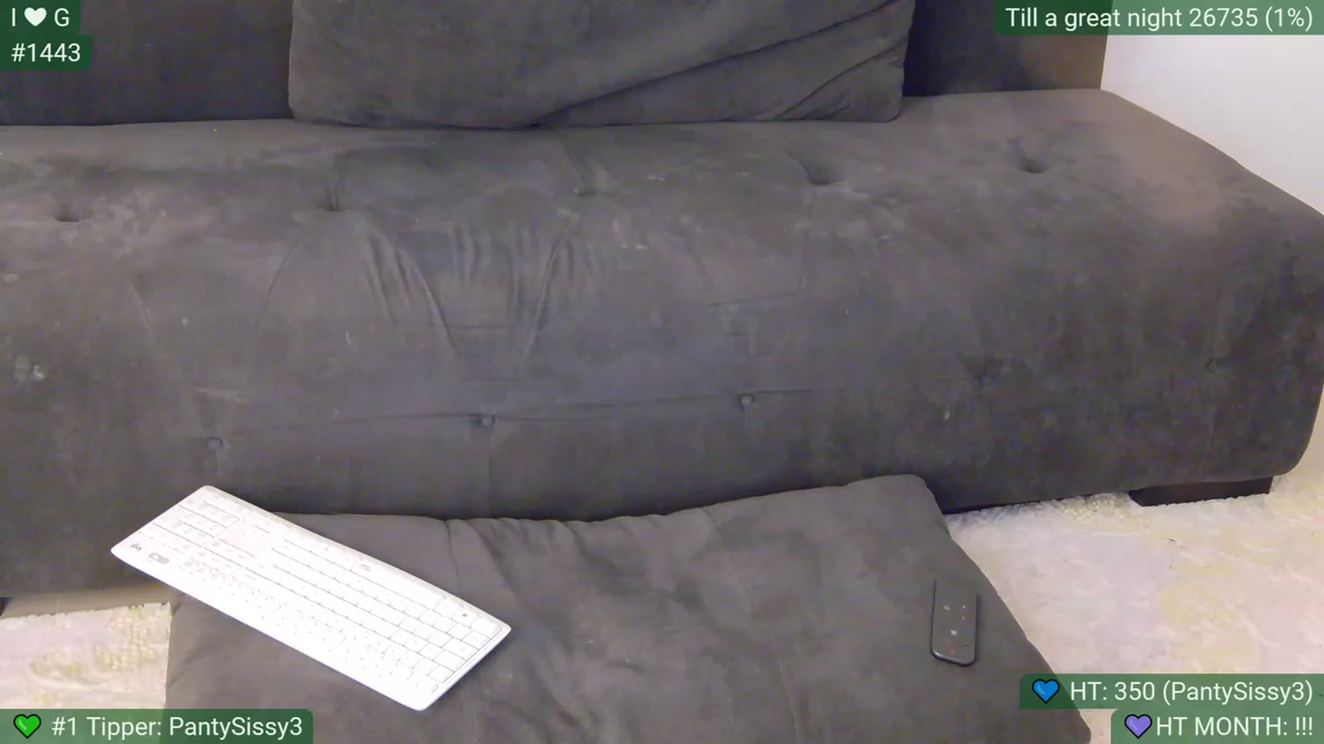Gallery image thumbnail from PureEmanuelle's myfreecams stream on, 12/01/2022, 22:09 image 16 of 20