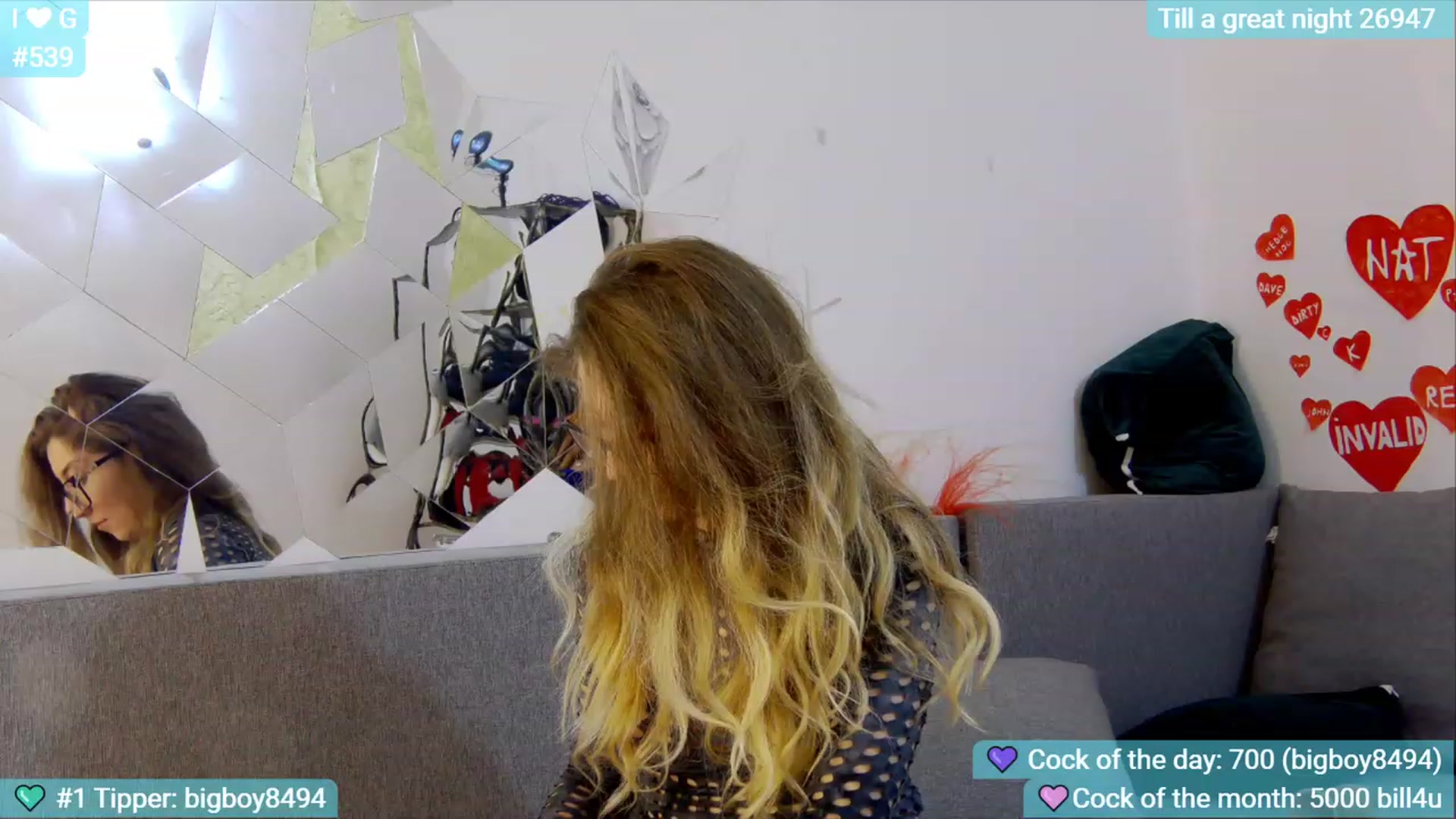 Gallery image thumbnail from PureEmanuelle's myfreecams stream on, 03/18/2024, 24:49 image 15 of 20