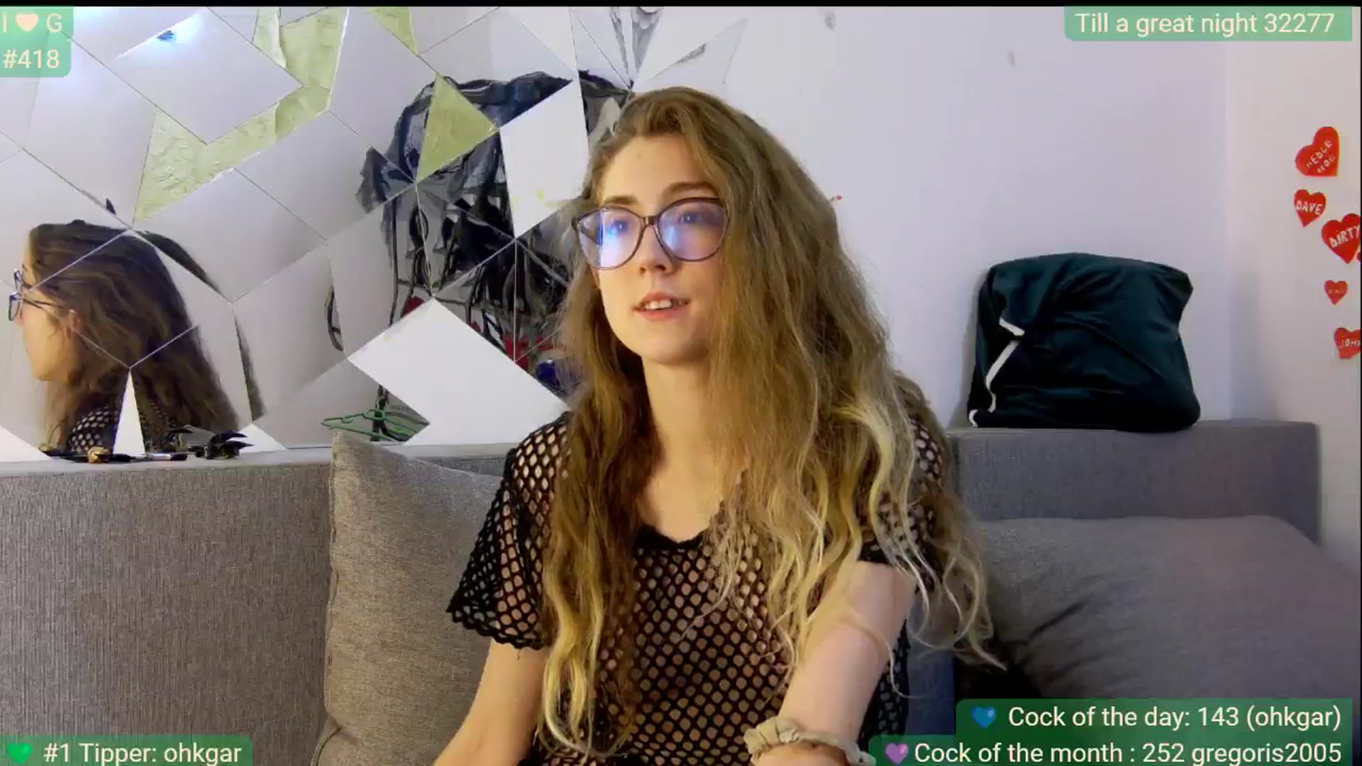 Gallery image thumbnail from PureEmanuelle's myfreecams stream on, 12/03/2024, 24:36 image 6 of 20