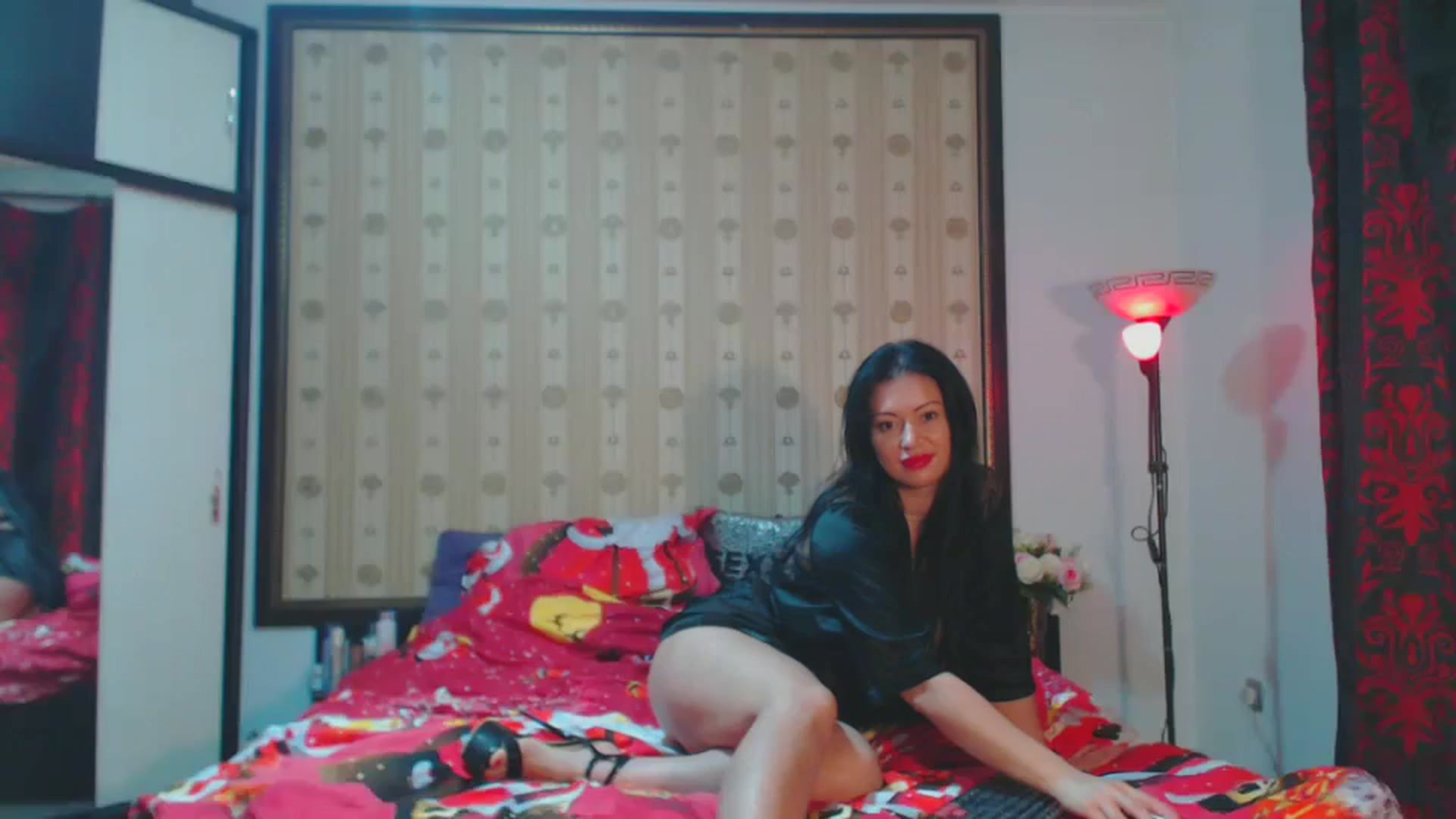 Gallery image thumbnail from PureLoveAngel's myfreecams stream on, 12/31/2025, 10:21 image 18 of 20