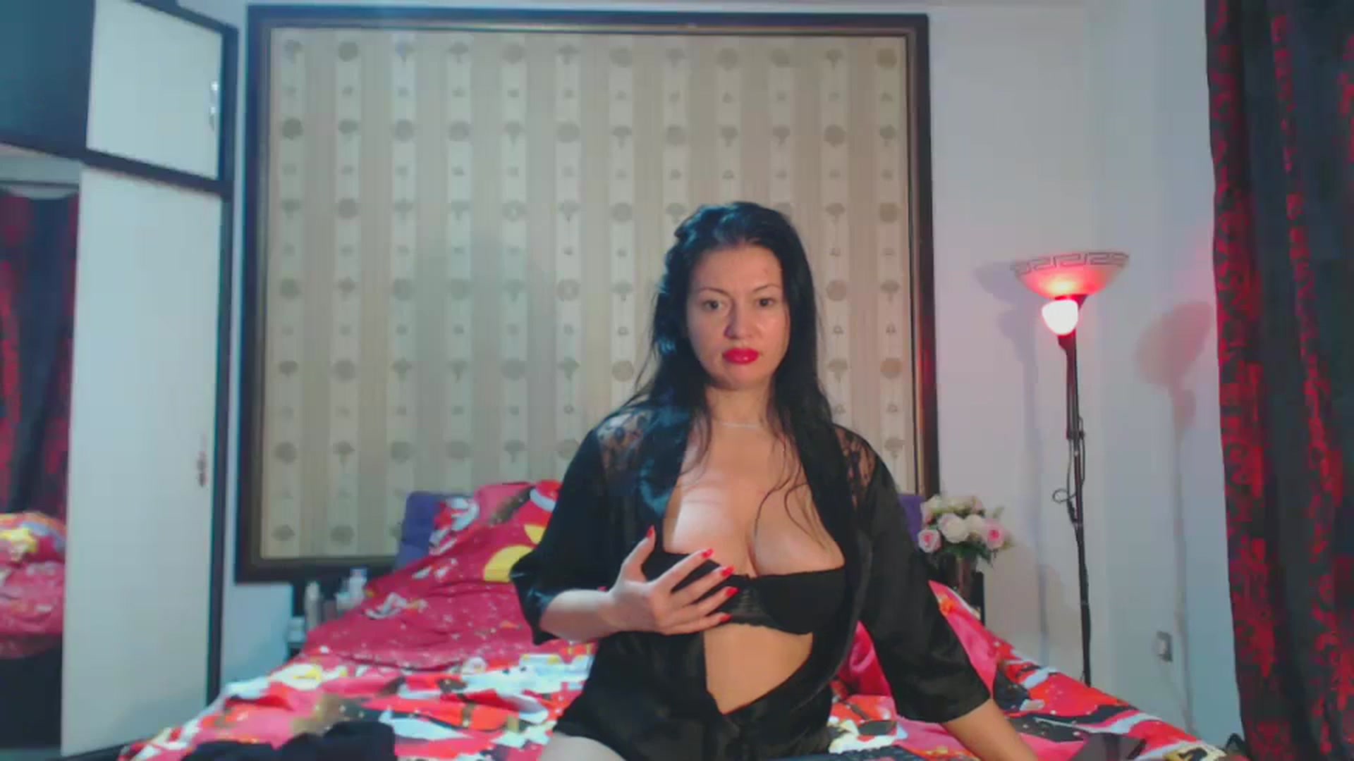 Gallery image thumbnail from PureLoveAngel's myfreecams stream on, 01/01/2026, 15:22 image 13 of 20