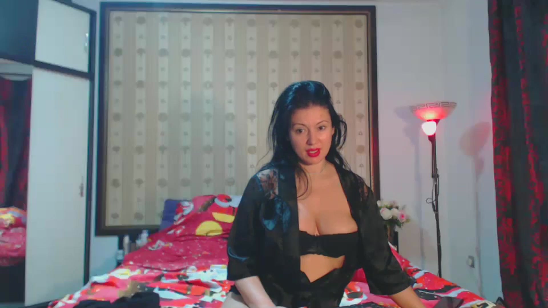 Gallery image thumbnail from PureLoveAngel's myfreecams stream on, 01/01/2026, 15:22 image 16 of 20