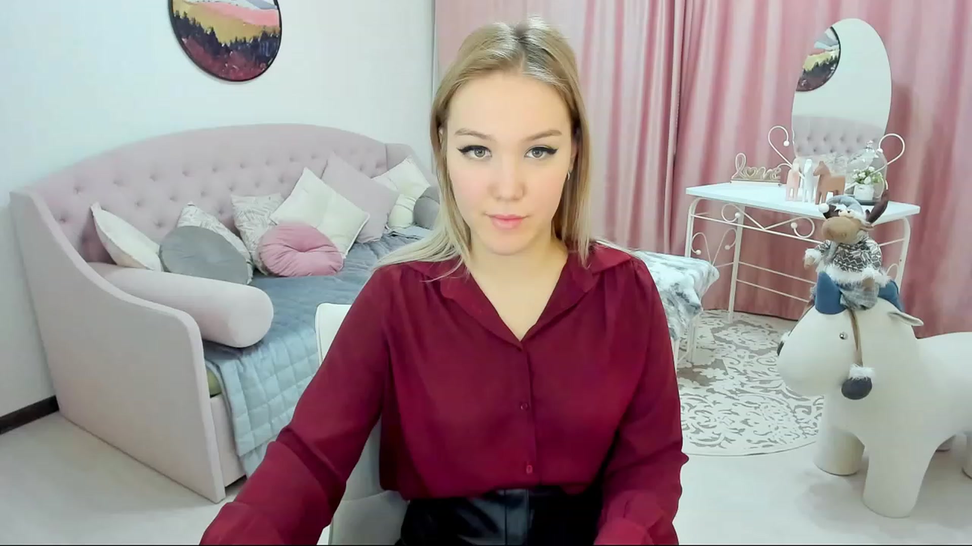 Gallery image thumbnail from PurePleasure_'s myfreecams stream on, 12/01/2022, 11:19 image 7 of 20