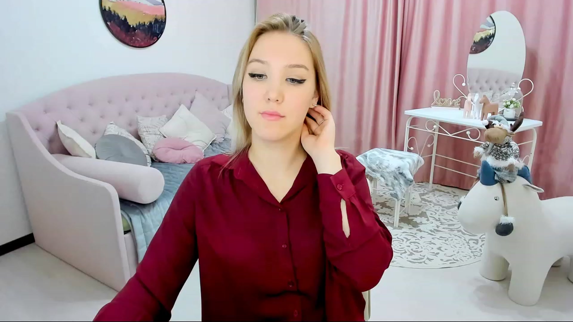 Gallery image thumbnail from PurePleasure_'s myfreecams stream on, 12/01/2022, 14:01 image 4 of 20