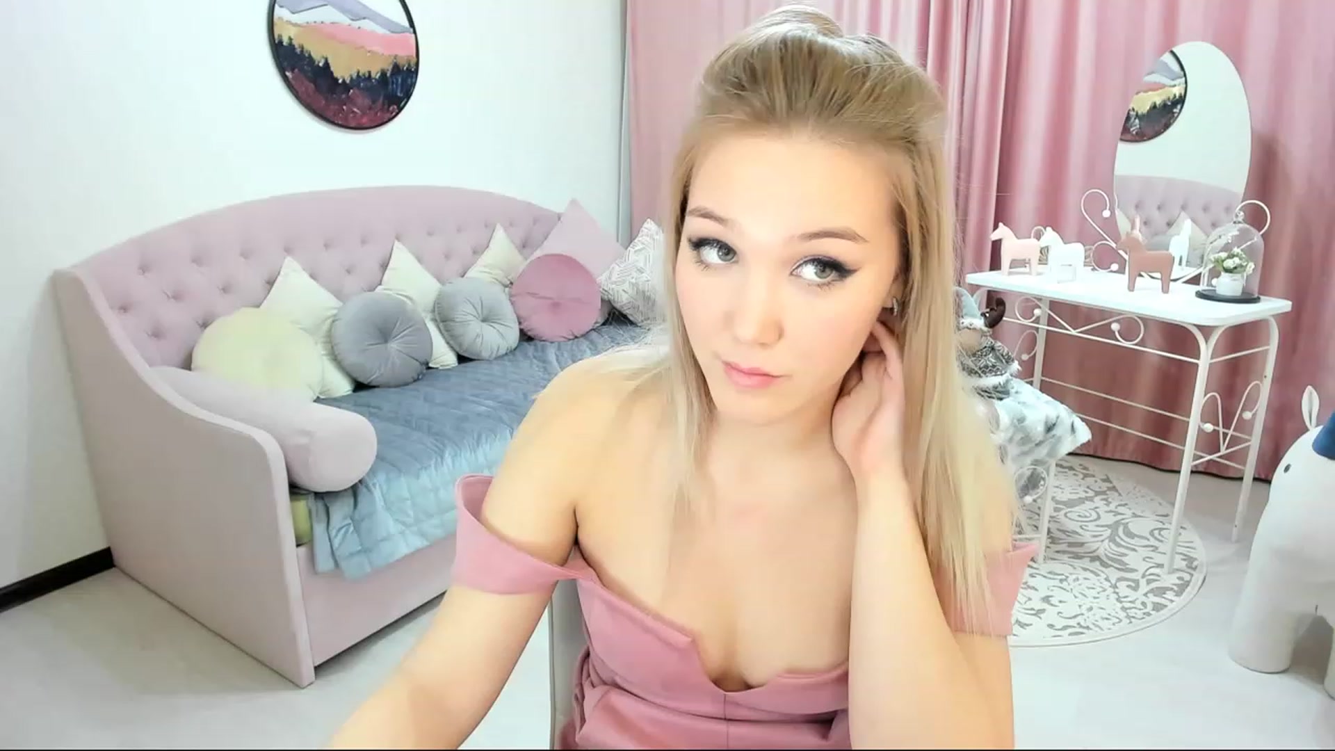 Gallery image thumbnail from PurePleasure_'s myfreecams stream on, 12/06/2022, 13:04 image 2 of 20