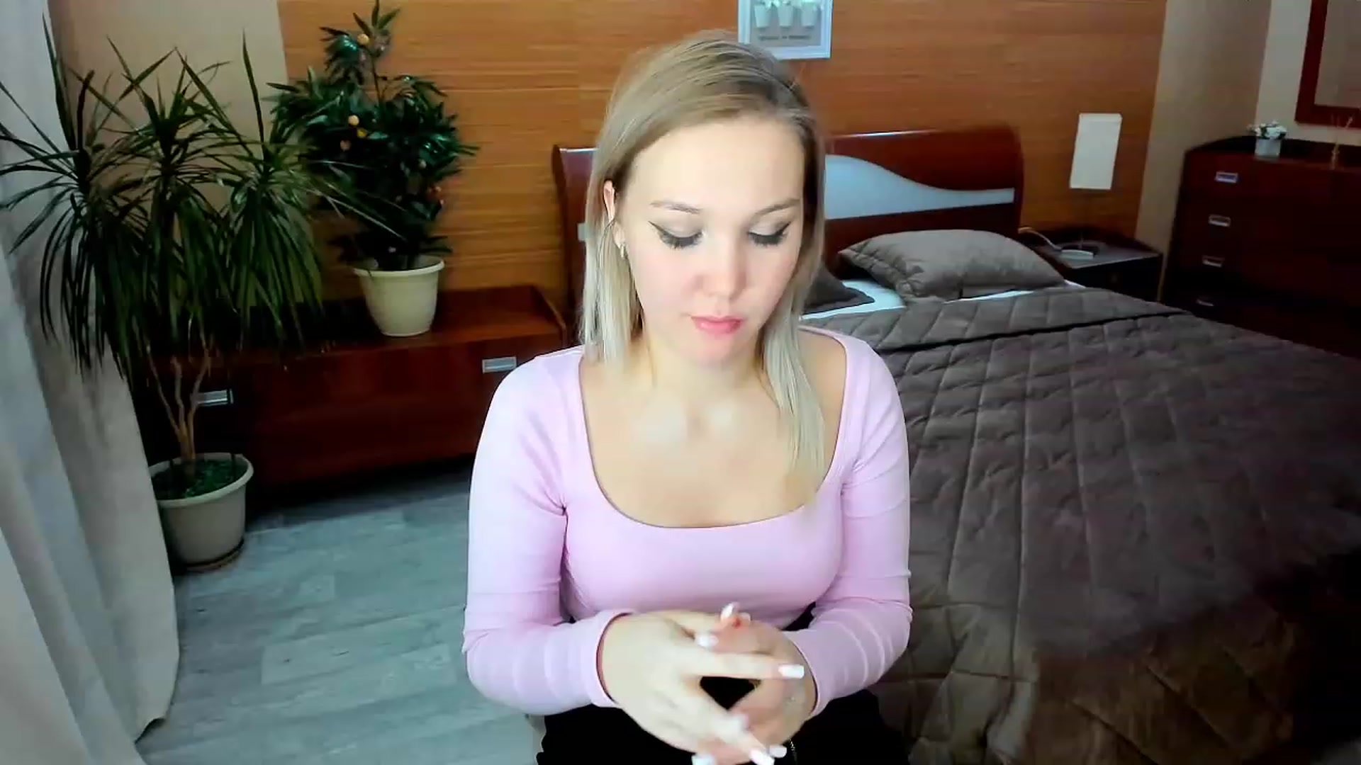 Gallery image thumbnail from PurePleasure_'s myfreecams stream on, 12/08/2022, 13:45 image 3 of 20