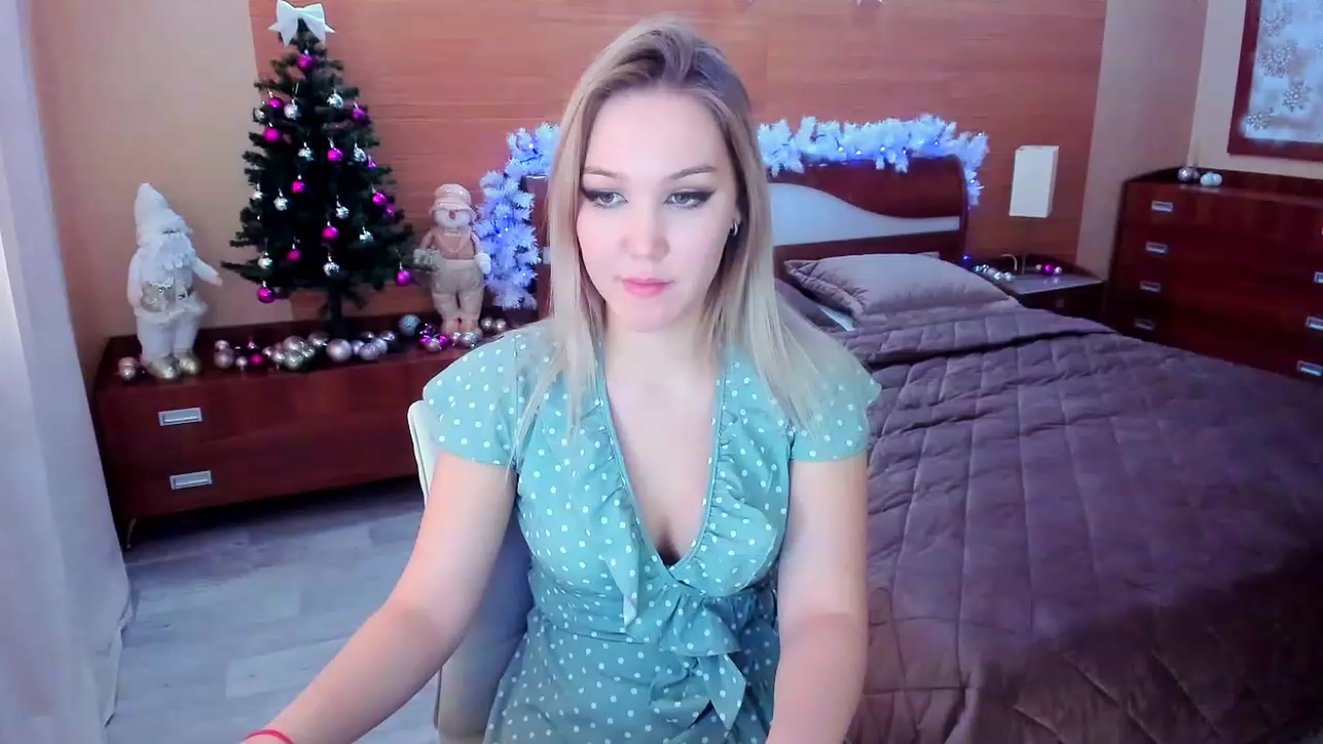 Gallery image thumbnail from PurePleasure_'s myfreecams stream on, 12/12/2022, 09:47 image 6 of 20