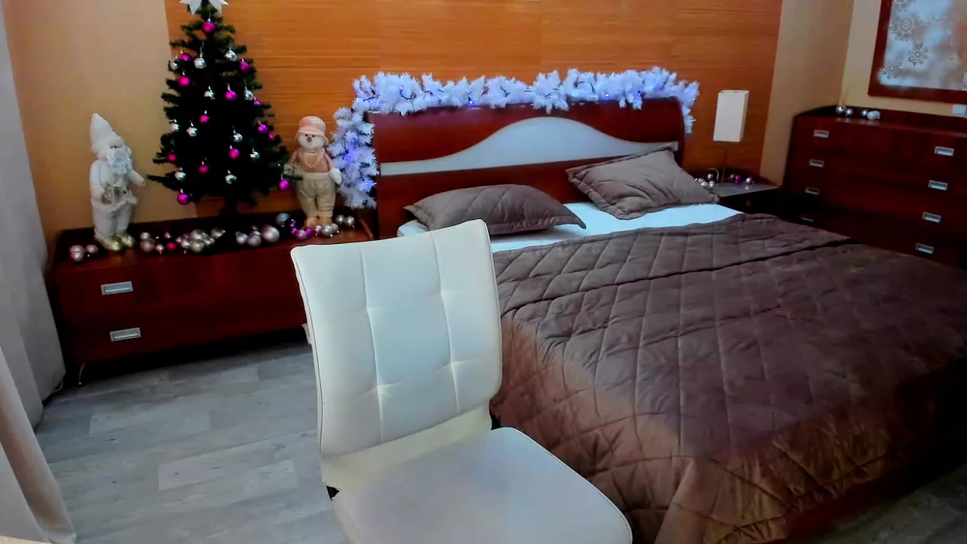Gallery image thumbnail from PurePleasure_'s myfreecams stream on, 12/21/2022, 08:50 image 18 of 20