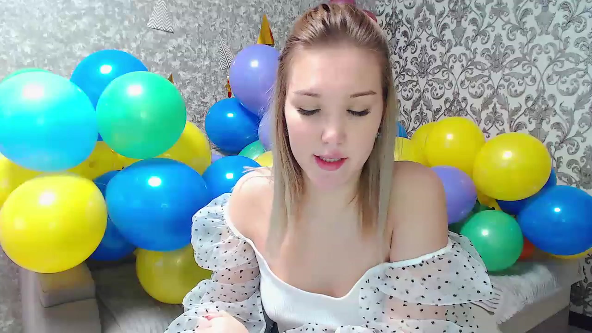Gallery image thumbnail from PurePleasure_'s myfreecams stream on, 02/16/2023, 10:54 image 3 of 20
