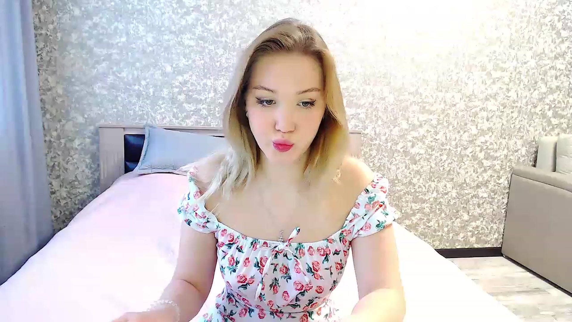 Gallery image thumbnail from PurePleasure_'s myfreecams stream on, 05/12/2023, 07:14 image 15 of 20